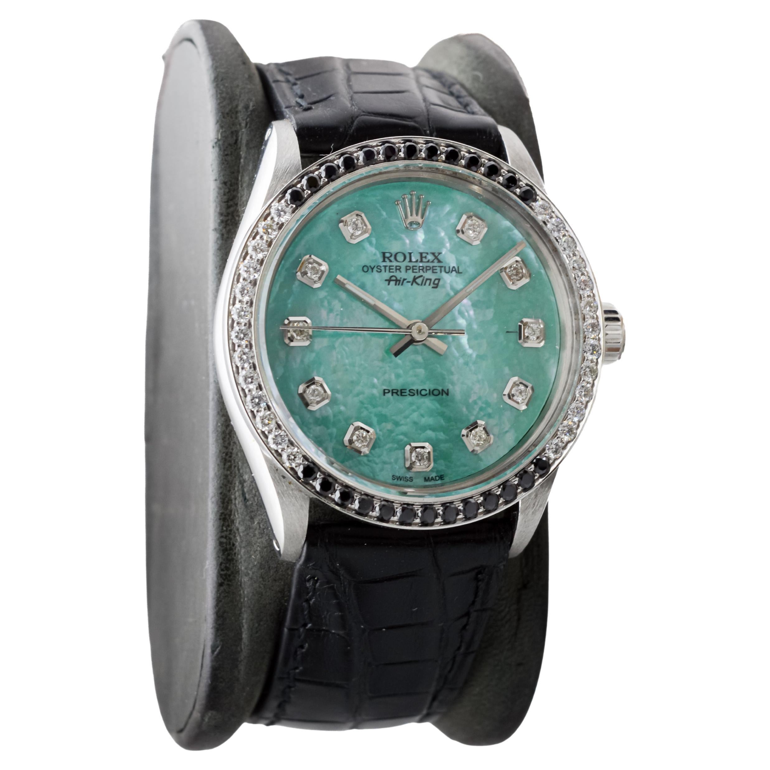 Moderne Rolex Steel Air King avec cadran MOP personnalisé et lunette à diamants circa 1980's en vente