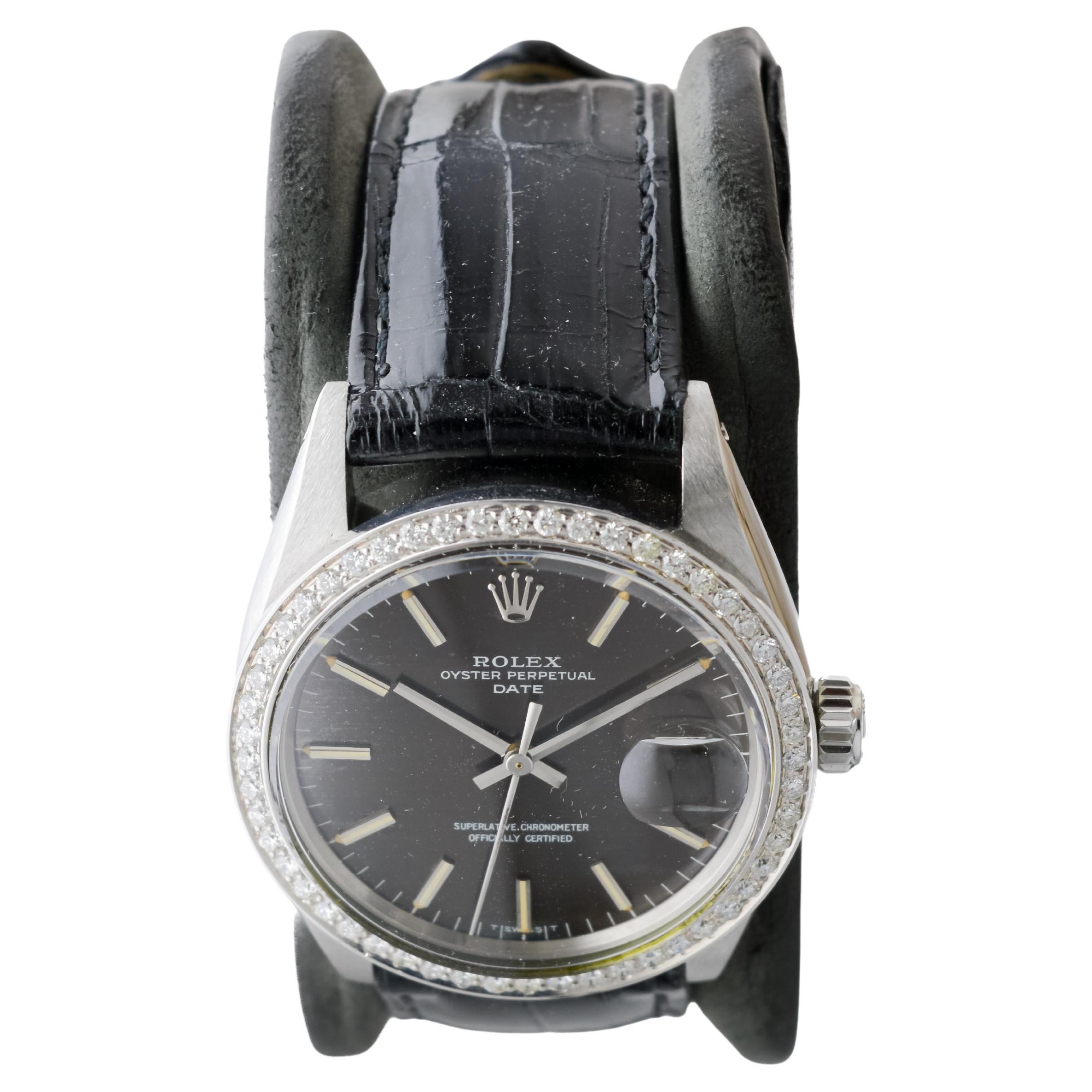 Rolex modello data in acciaio con raro quadrante nero, anni '60 circa, con ghiera personalizzata In condizioni ottime in vendita a Long Beach, CA