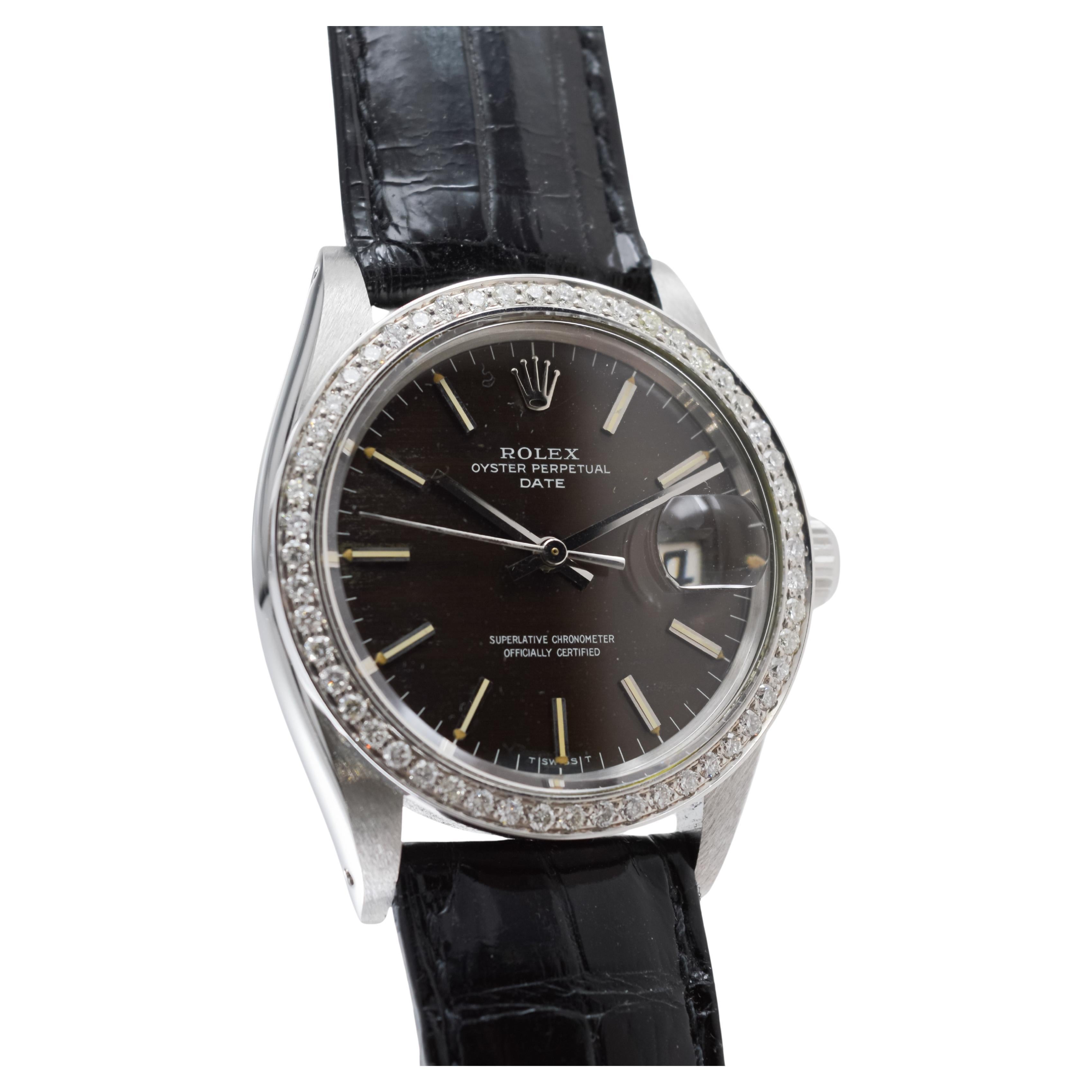 Rolex modello data in acciaio con raro quadrante nero, anni '60 circa, con ghiera personalizzata in vendita 3