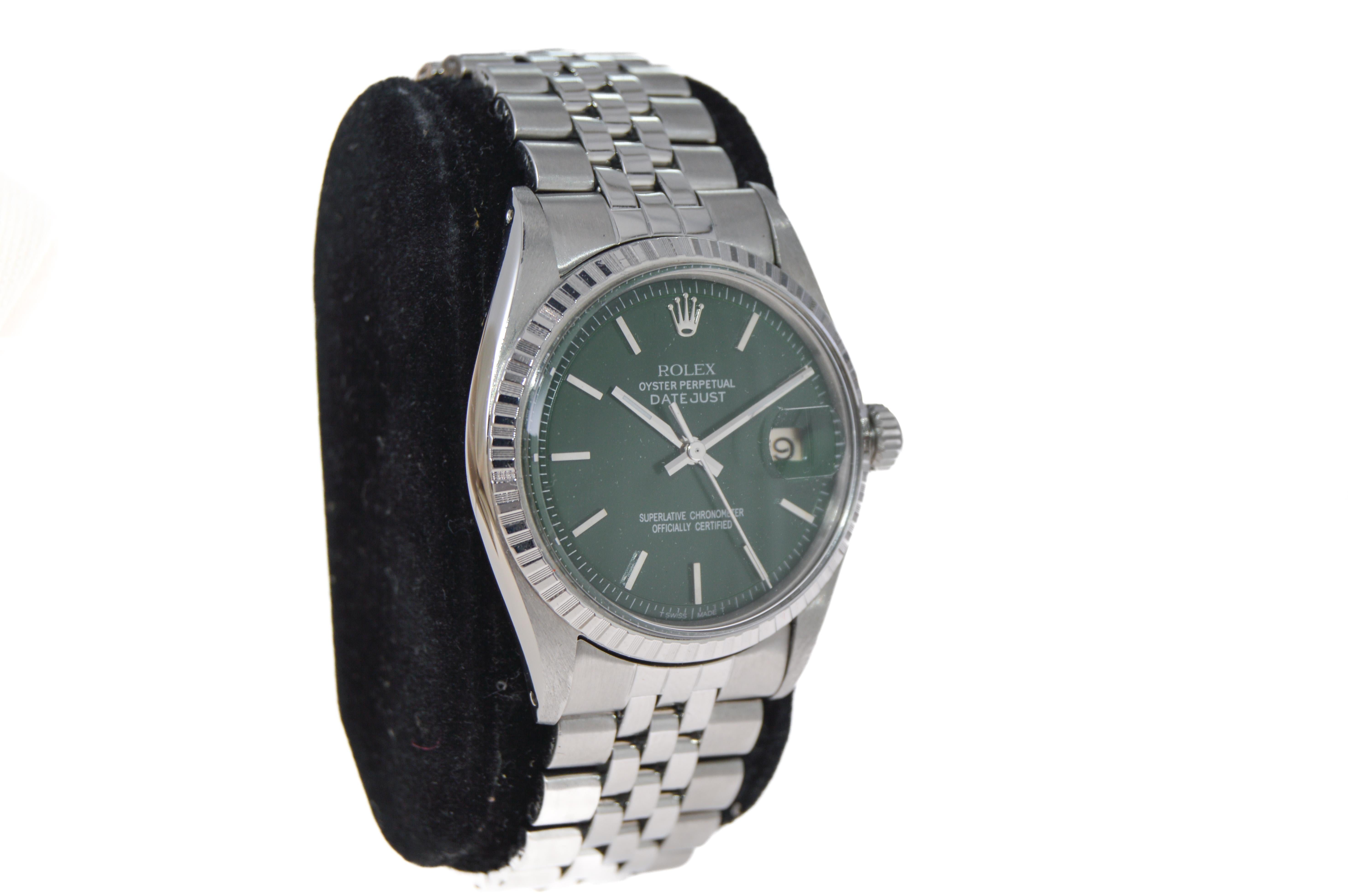 FACTORY / HOUSE: Rolex Watch Company
STYLE / REFERENCE: Oyster Perpetual Datejust / Reference 1603
METAL / MATERIAL: Stainless Steel
CIRCA / YEAR: 1970's
DIMENSIONS / SIZE: Length 44mm X Diameter 36mm
MOVEMENT / CALIBER: Perpetual Winding / 26