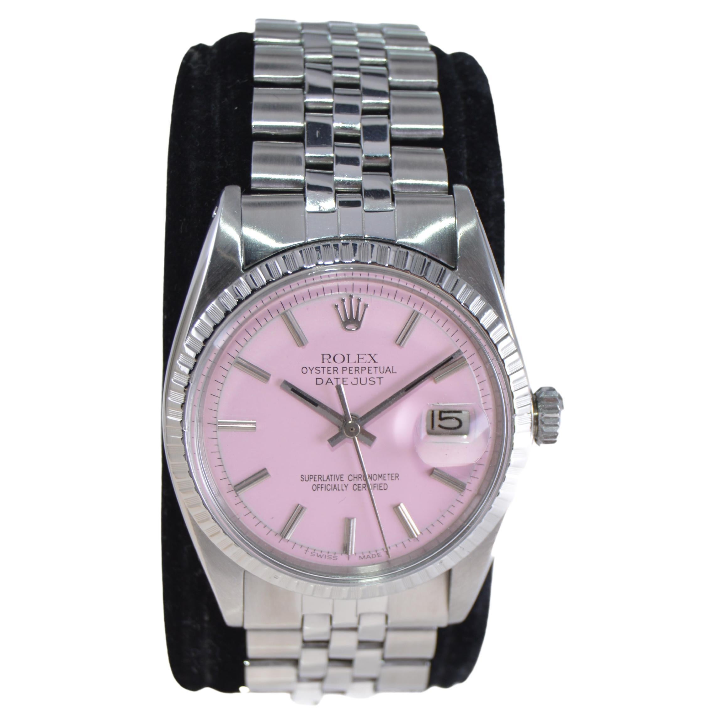 Rolex Montre Datejust en acier avec cadran rose fini sur-mesure, années 1970 en vente