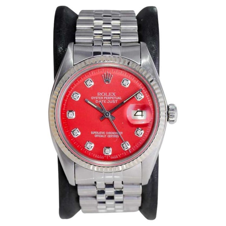 Rolex Datejust in acciaio con quadrante rosso personalizzato e indici di  diamante anni '70 in vendita su 1stDibs
