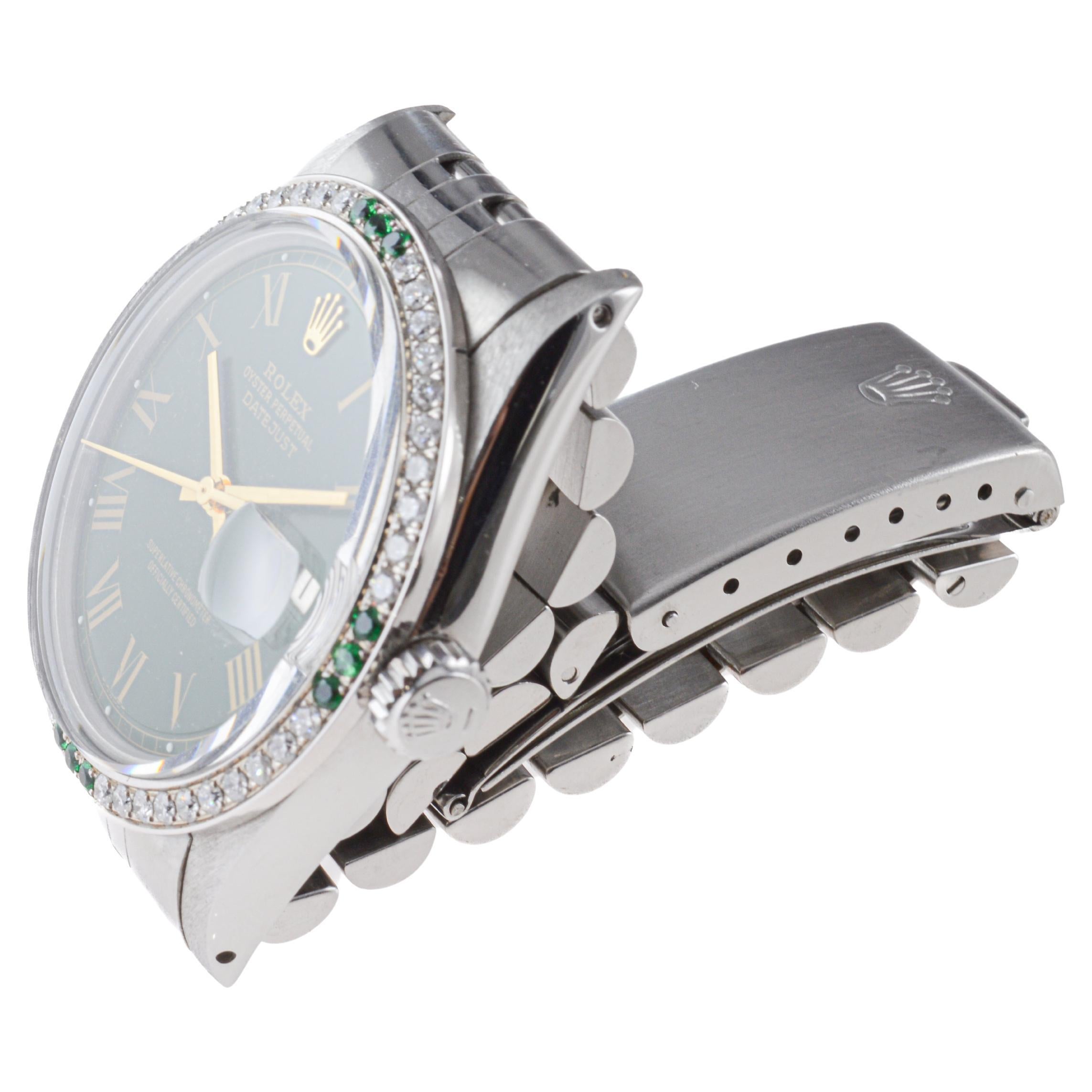 Rolex Datejust in acciaio con quadrante verde personalizzato e lunetta di diamanti circa, anni '70 in vendita 7