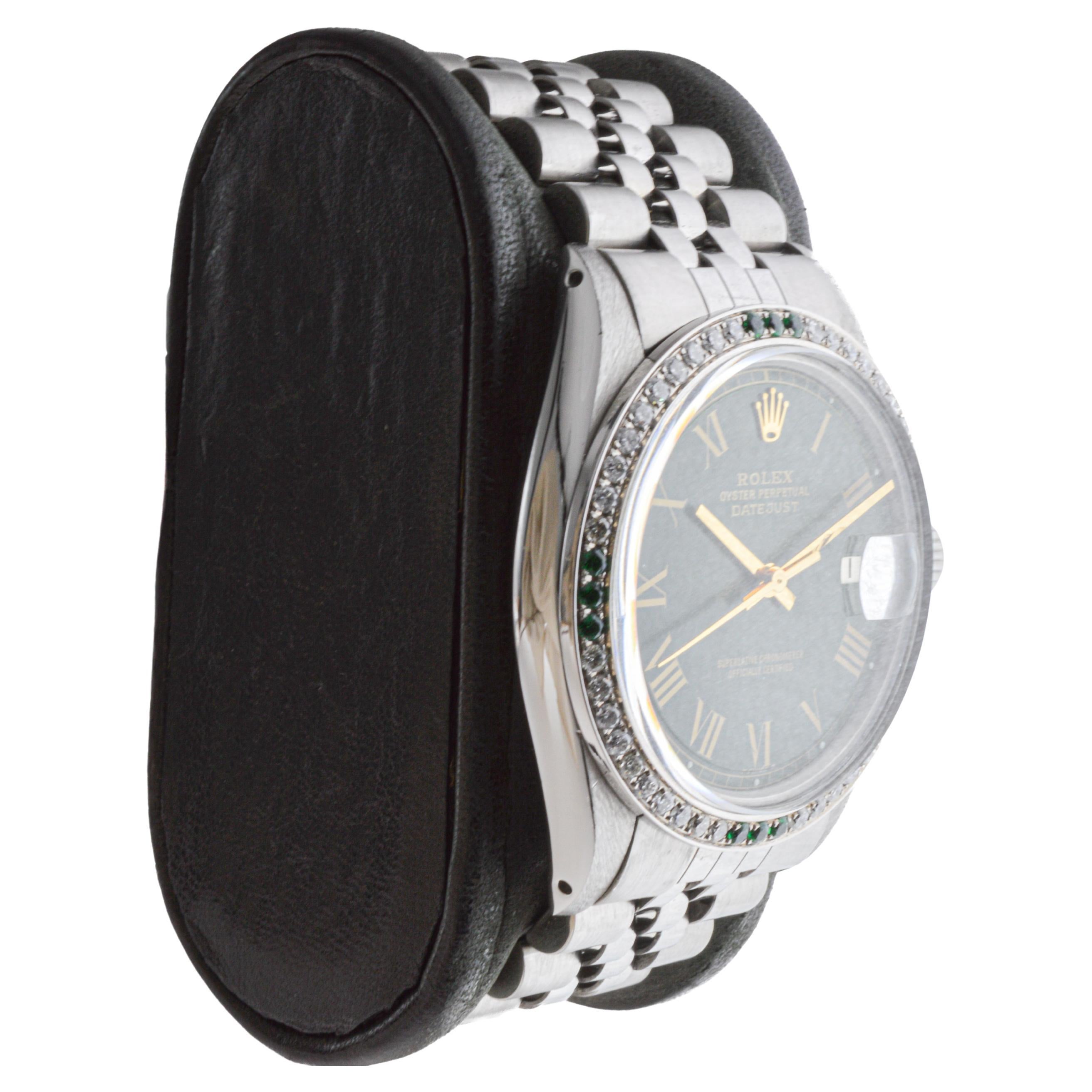 FABBRICA / CASA: Rolex Watch Company
STILE / REFERENZA: Oyster Perpetual Datejust / Referenza 1601
METALLO / MATERIALE: Acciaio inossidabile
CIRCA / ANNO: 1970
DIMENSIONI: Lunghezza 43mm X Diametro 36mm
MOVIMENTO / CALIBRO: Carica perpetua / 26