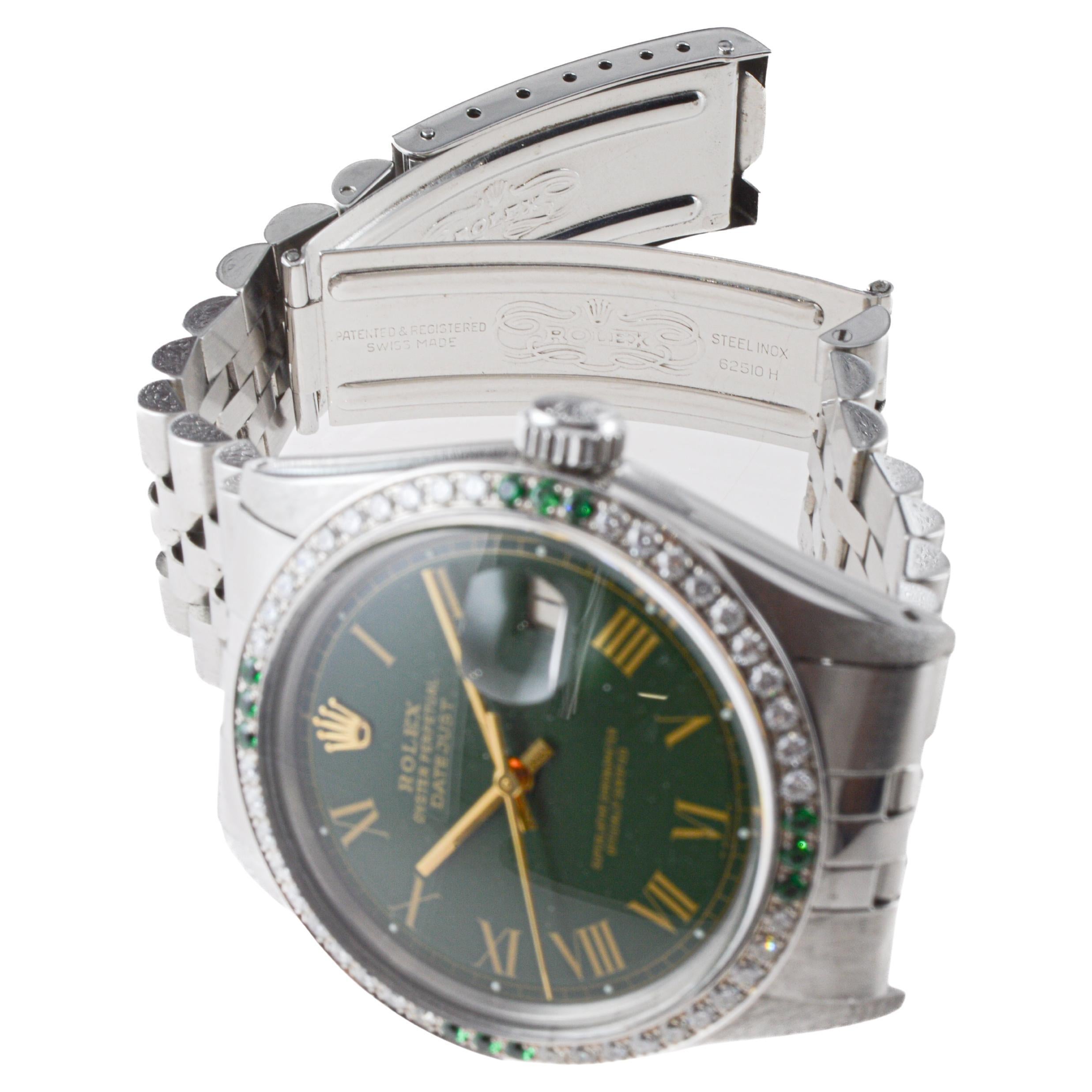 Rolex Datejust in acciaio con quadrante verde personalizzato e lunetta di diamanti circa, anni '70 in vendita 2