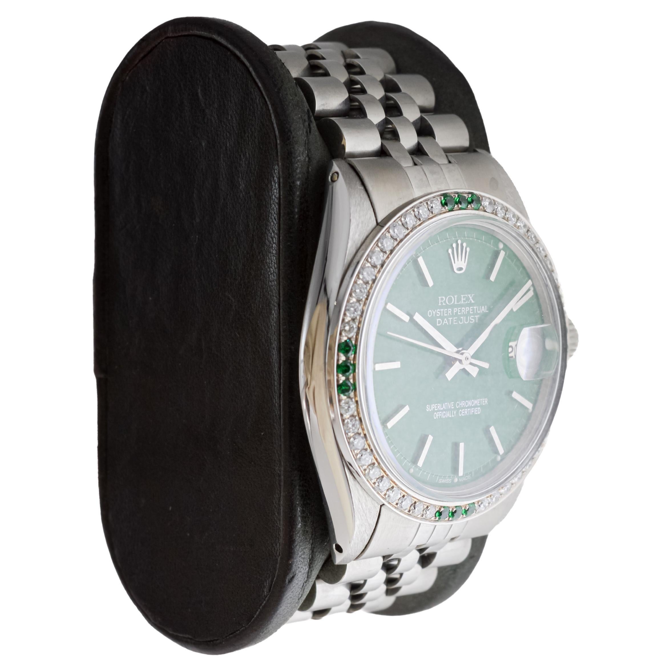 FACTORY / HOUSE: Rolex Watch Company
STYLE / REFERENCE: Datejust / Reference 1601
METAL / MATERIAL: Stainless Steel
CIRCA / YEAR: 1970's
DIMENSIONS / SIZE: Length 43mm X Diameter 36mm
MOVEMENT / CALIBER: Perpetual Winding / 26 Jewels / Caliber 1570
