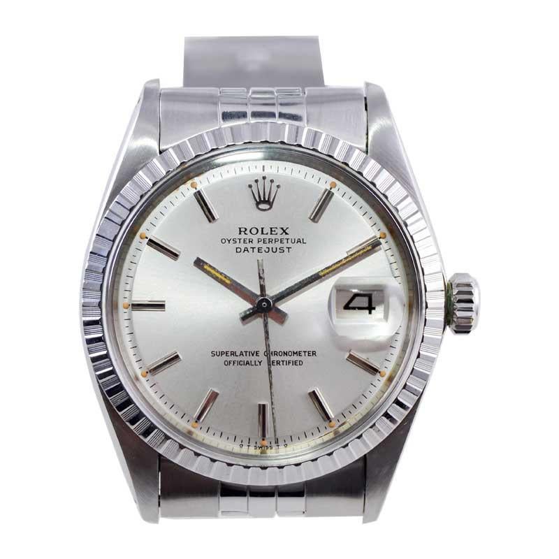 Rolex Steel Datejust with Original Silver Dial and Factory Papers 1970's For Sale 4