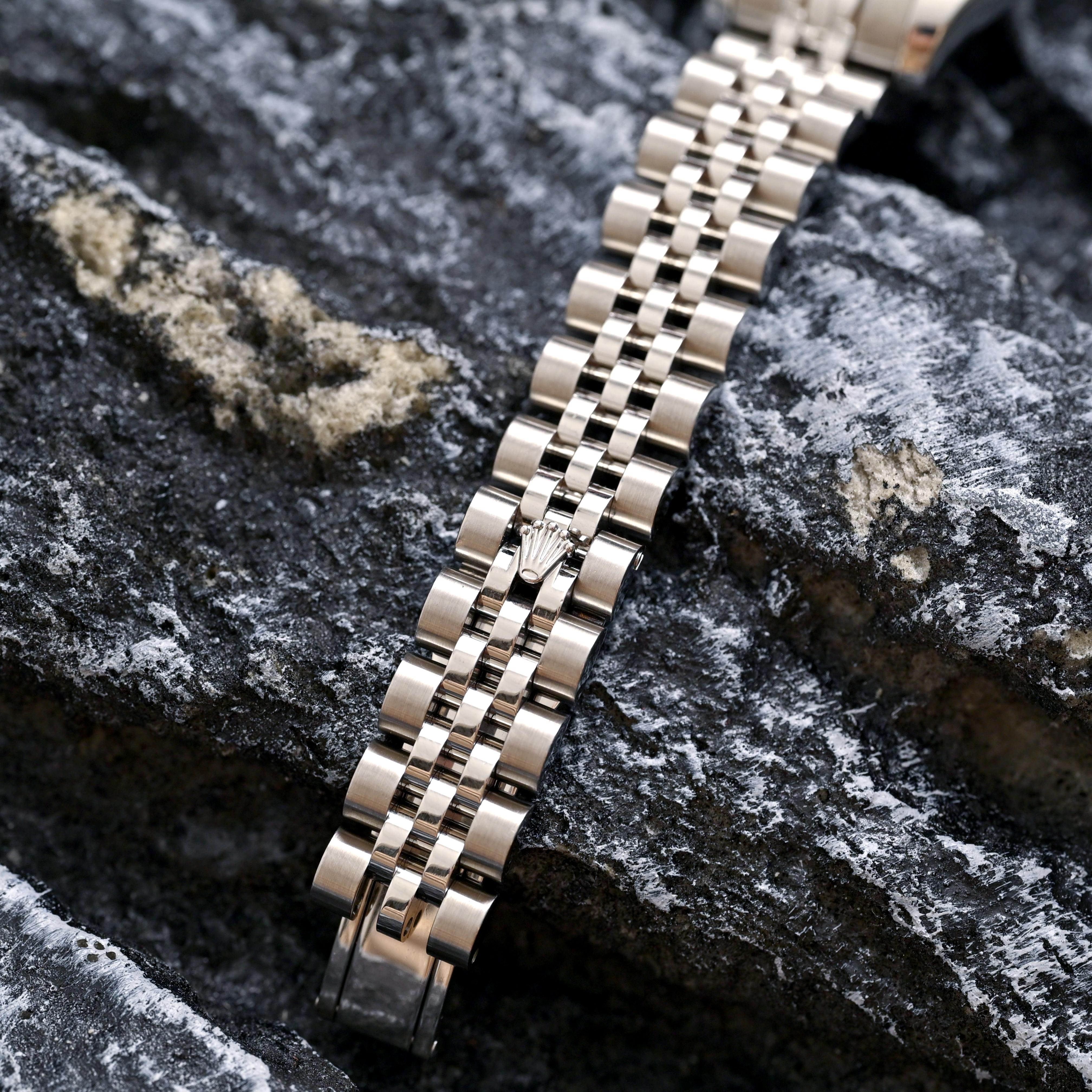 Rolex Steel Lady Datejust Ombre Blue Dial with Diamond Indexes Ref. 179174 en vente 5