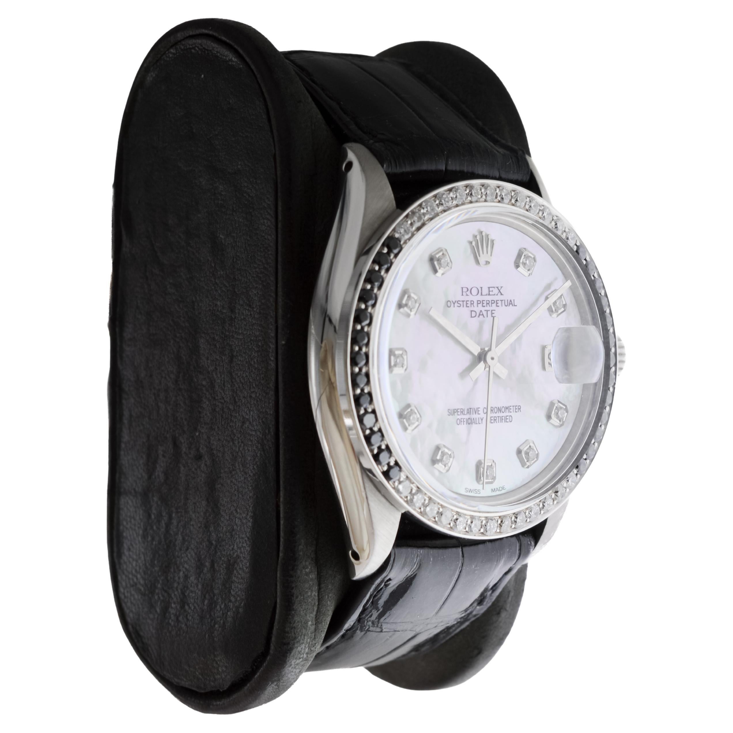 FABBRICA / CASA: Rolex Watch Company
STILE / RIFERIMENTO: Oyster Perpetual Date / Referenza 1500
METALLO / MATERIALE: Acciaio inossidabile
CIRCA / ANNO: 1970
DIMENSIONI: Lunghezza 42 mm X Diametro 35 mm
MOVIMENTO / CALIBRO: Carica perpetua / 26