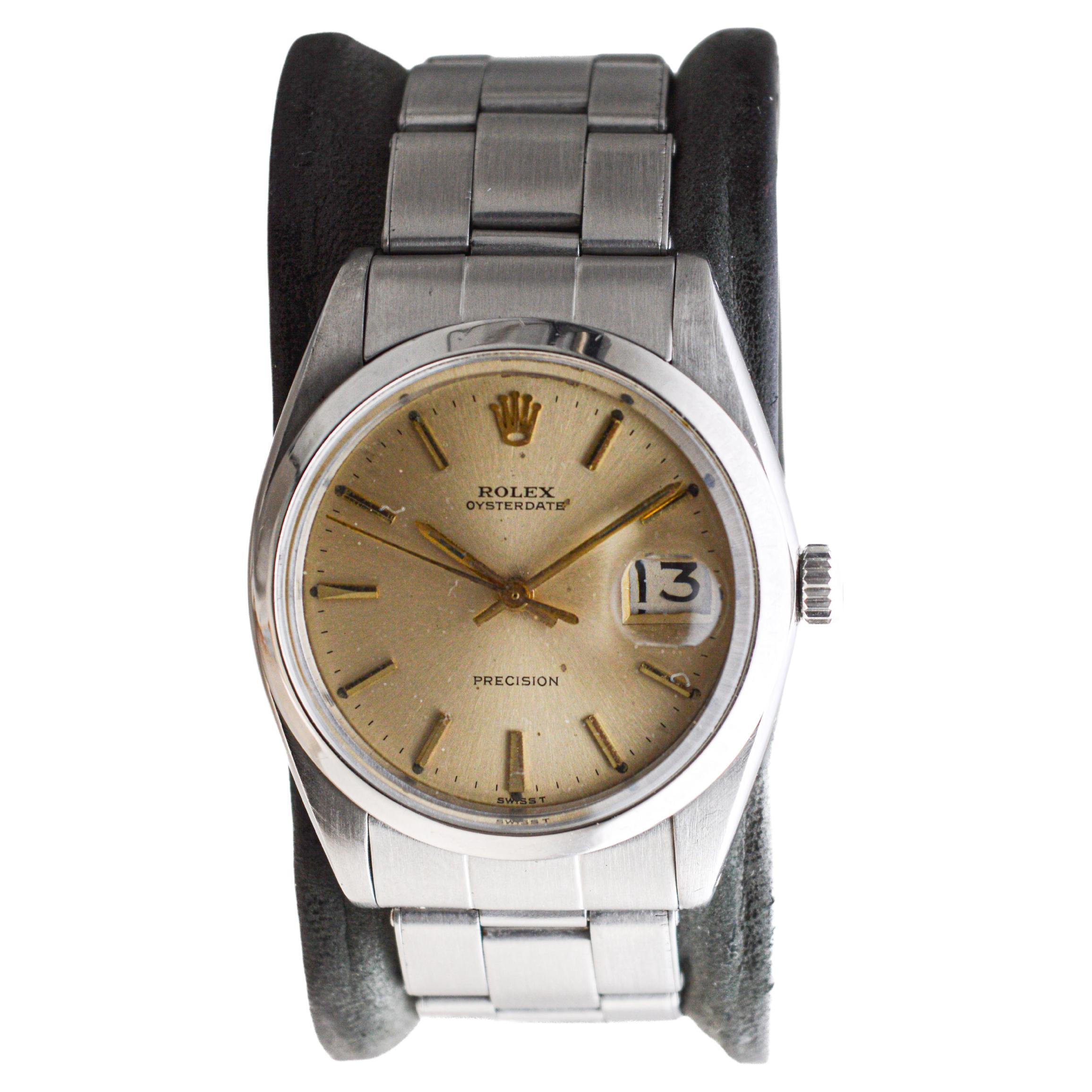 Rolex Steel Oyster Date with Factory Original Light Champagne Dial, 1960s In Excellent Condition For Sale In Long Beach, CA
