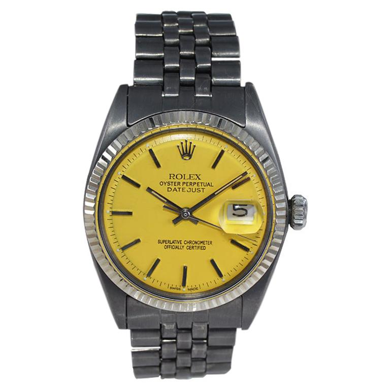 Montre Rolex Oyster Datejust en acier, vers 1970, avec boîte et bracelet carbonisés sur mesure