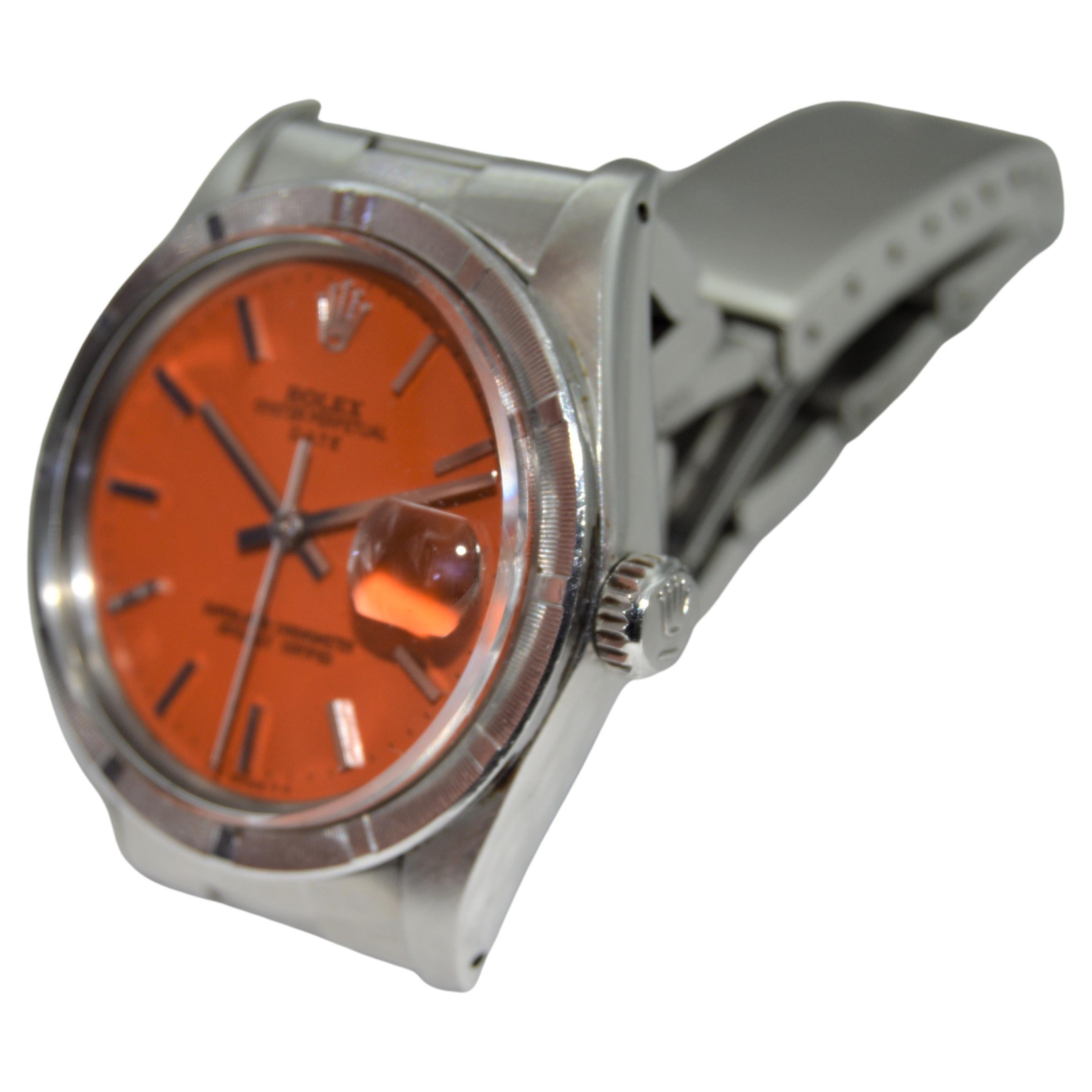 Rolex Montre Oyster Perpetual Date en acier avec cadran orange sur mesure et lunette tournée en vente 2