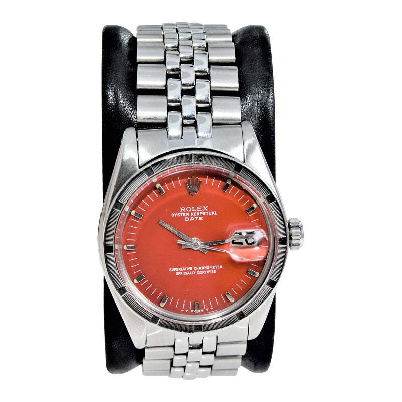 FACTORY / HOUSE: Rolex Watch Company
STYLE / REFERENCE: Oyster Perpetual / Date / Reference 1500
METAL / MATERIAL: Stainless Steel
DIMENSIONS: Length 39mm  X Diameter 34mm
CIRCA: 1970's
MOVEMENT / CALIBER: Perpetual / 26 Jewels / Caliber 1570
DIAL /