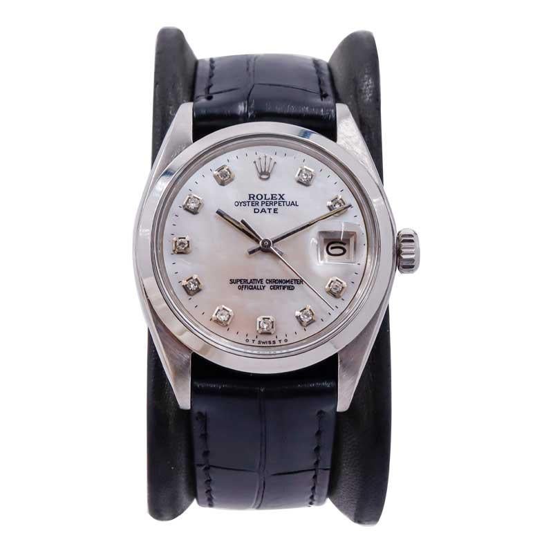 Moderne Rolex Oyster Perpetual Date avec cadran personnalisé en nacre et diamants, années 1970 en vente