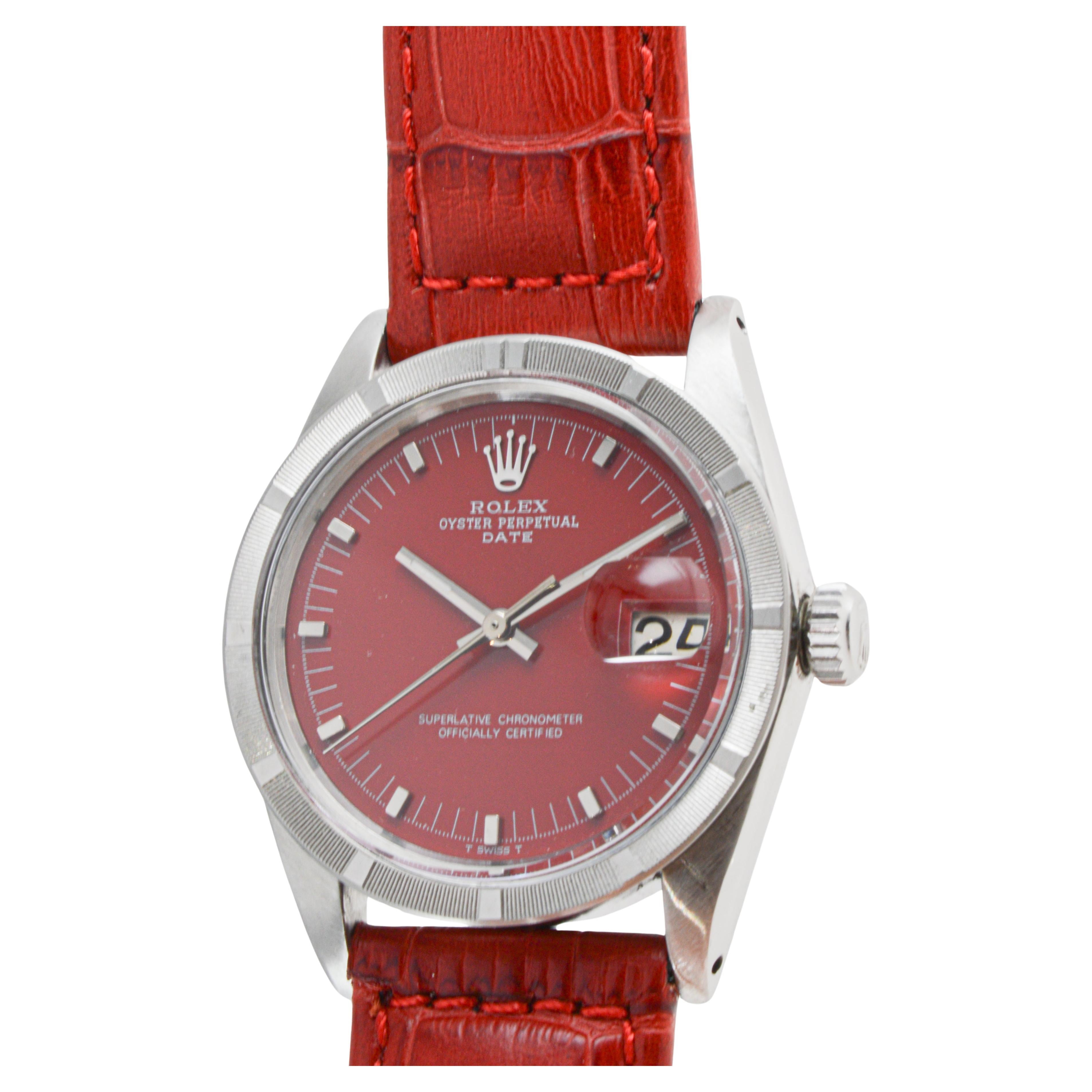 Rolex Oyster Perpetual Date avec cadran rouge personnalisé et lunette tournée par moteur en vente 3