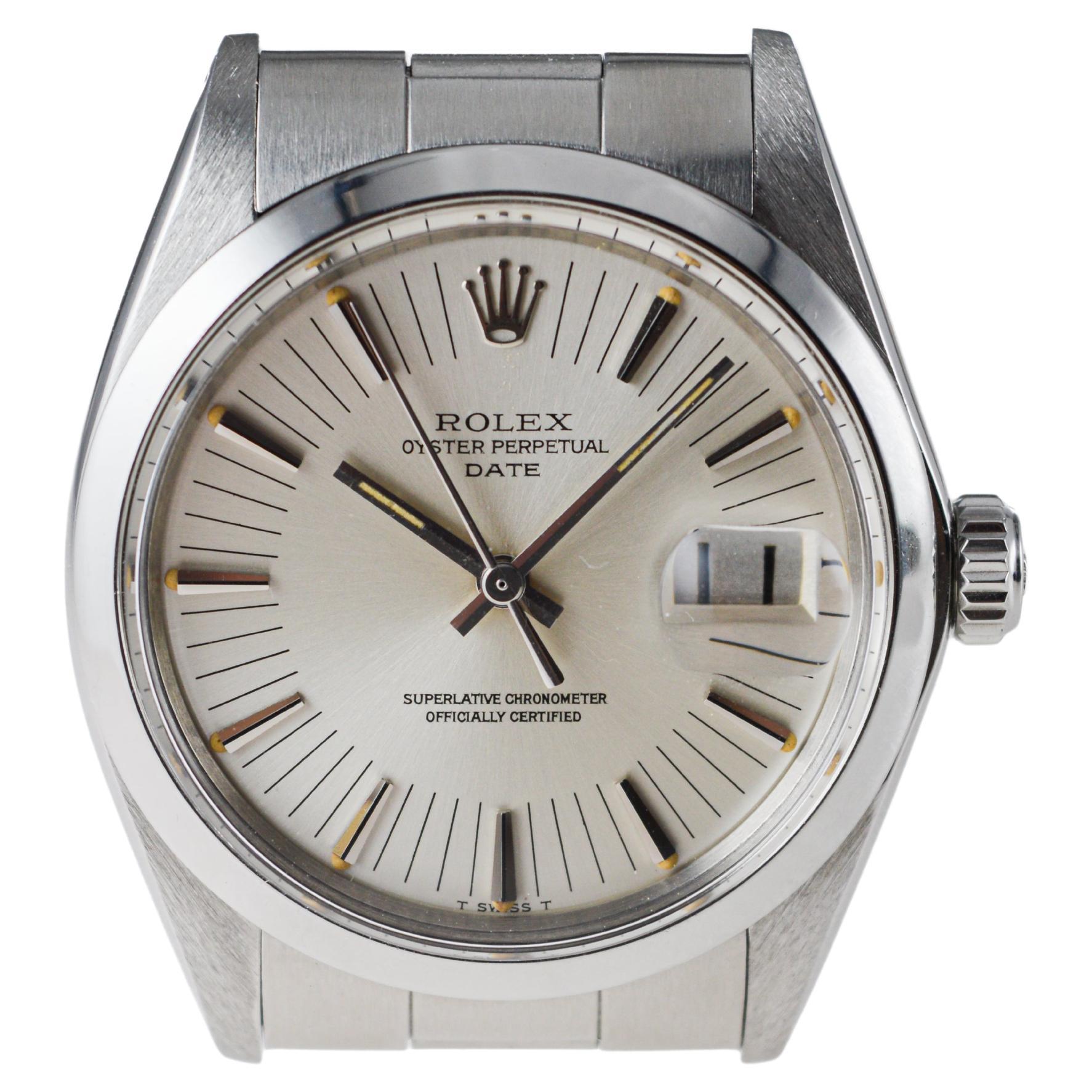 Rolex Stahl Oyster Perpetual Date mit Original-Armband aus Stahl von 1973 Seltenes Zifferblatt im Angebot 1