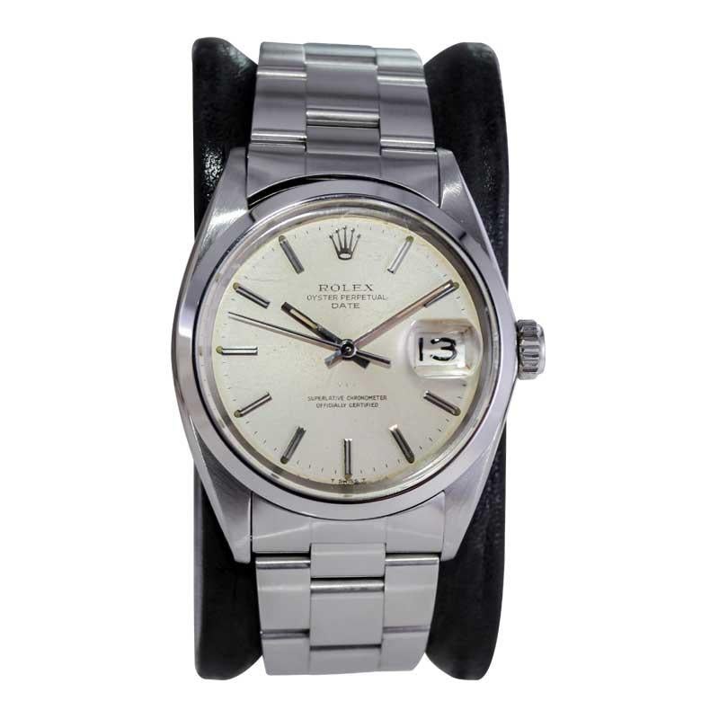 Rolex Steel Oyster Perpetual Date with Original Silver Dial and Papers 1960's In Excellent Condition For Sale In Long Beach, CA
