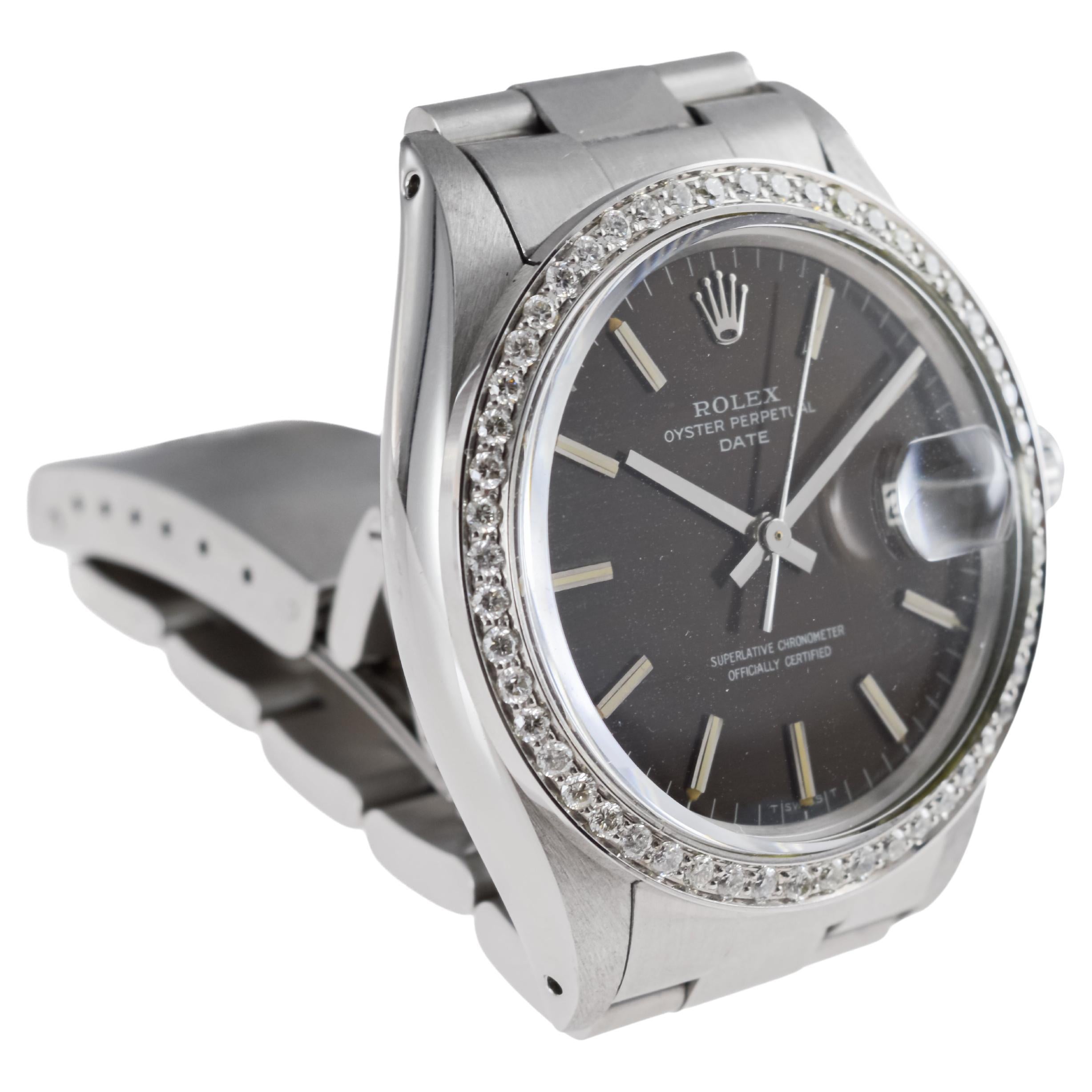 Rolex Steel Oyster Perpetual Datejust avec rare cadran noir circa, 1960's en vente 5