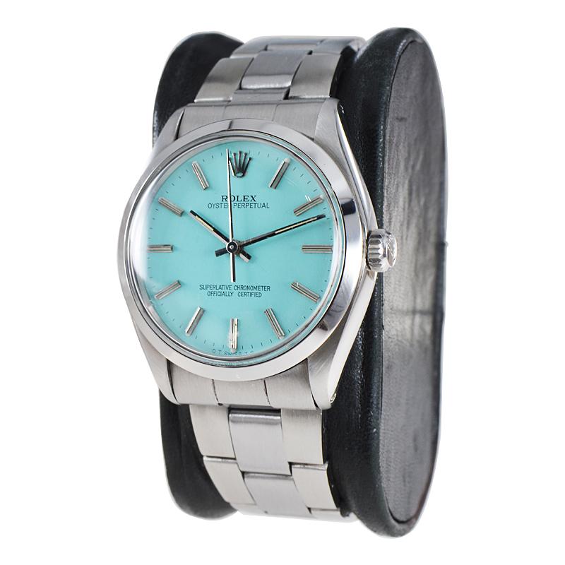 Rolex Oyster Perpetual de acero con esfera azul hecha a medida, alrededor de 1970 Moderno en venta