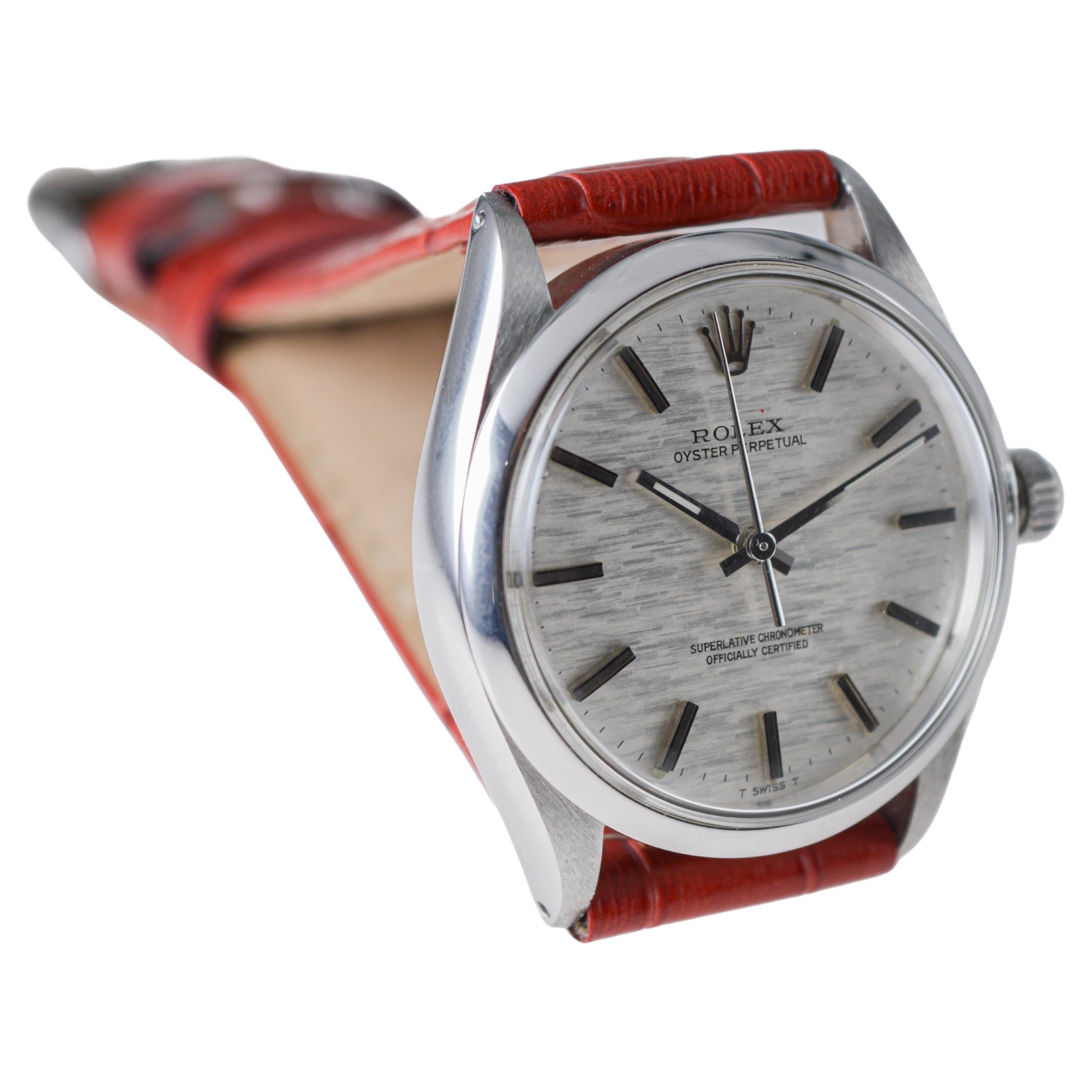 Rolex Steel Oyster Perpetual avec cadran gravé d'origine circa 1970's en vente 2