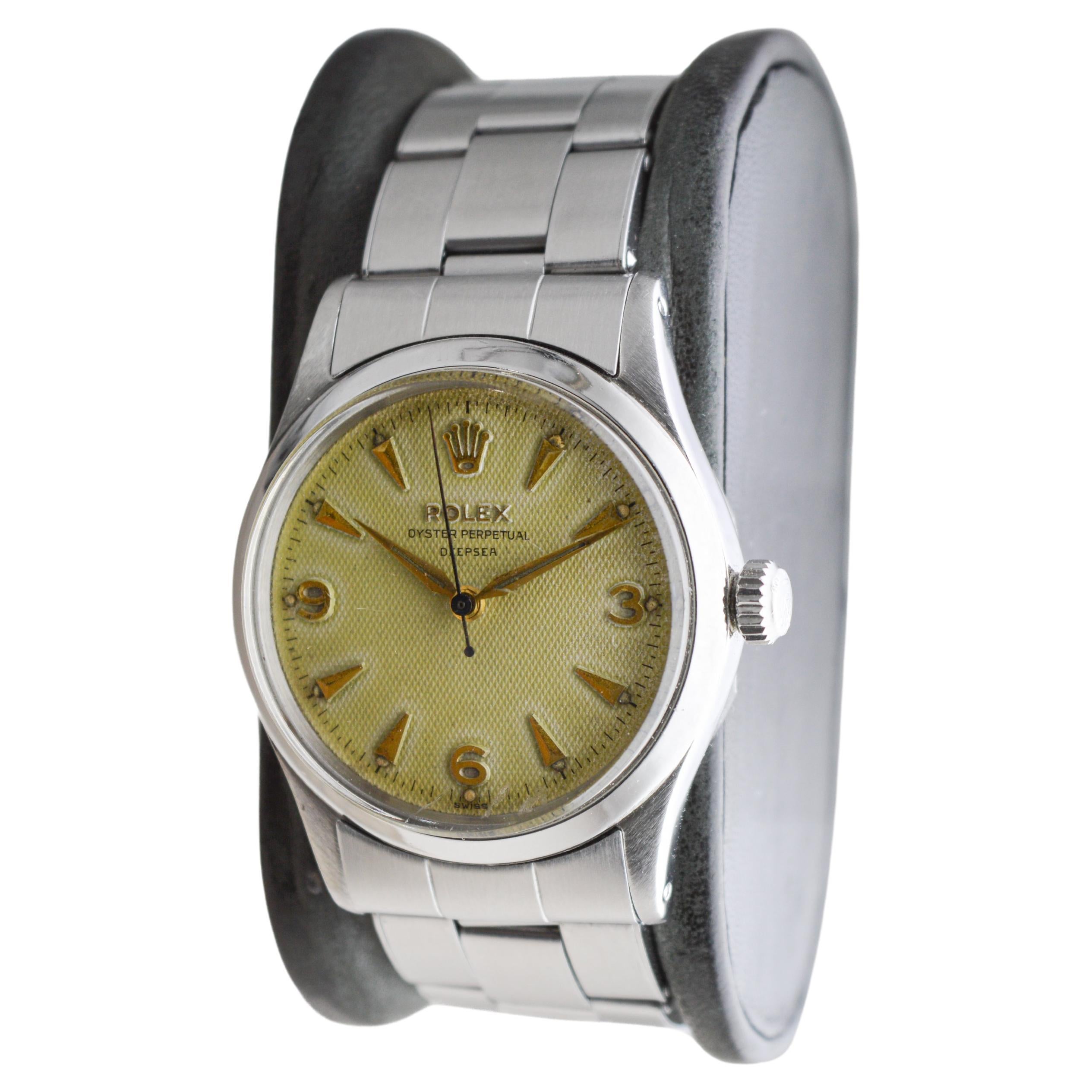 Rolex Montre Oyster Perpetual en acier avec cadran d'origine « Deep Sea » de l'usine, 1956 Excellent état - En vente à Long Beach, CA