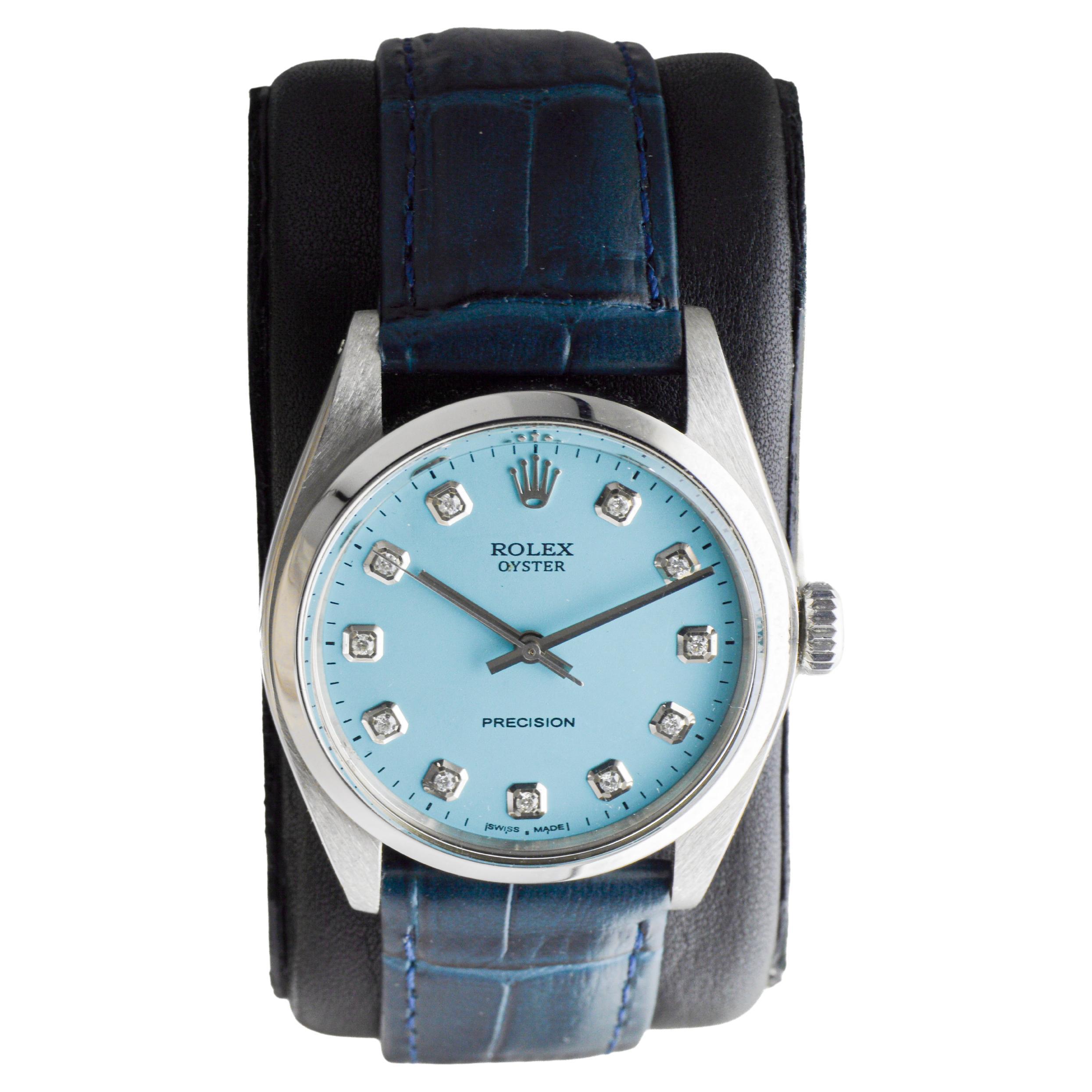 Rolex Oyster de acero con esfera azul hecha a medida y marcadores de diamantes baguette en Excelente estado para la venta en Long Beach, CA