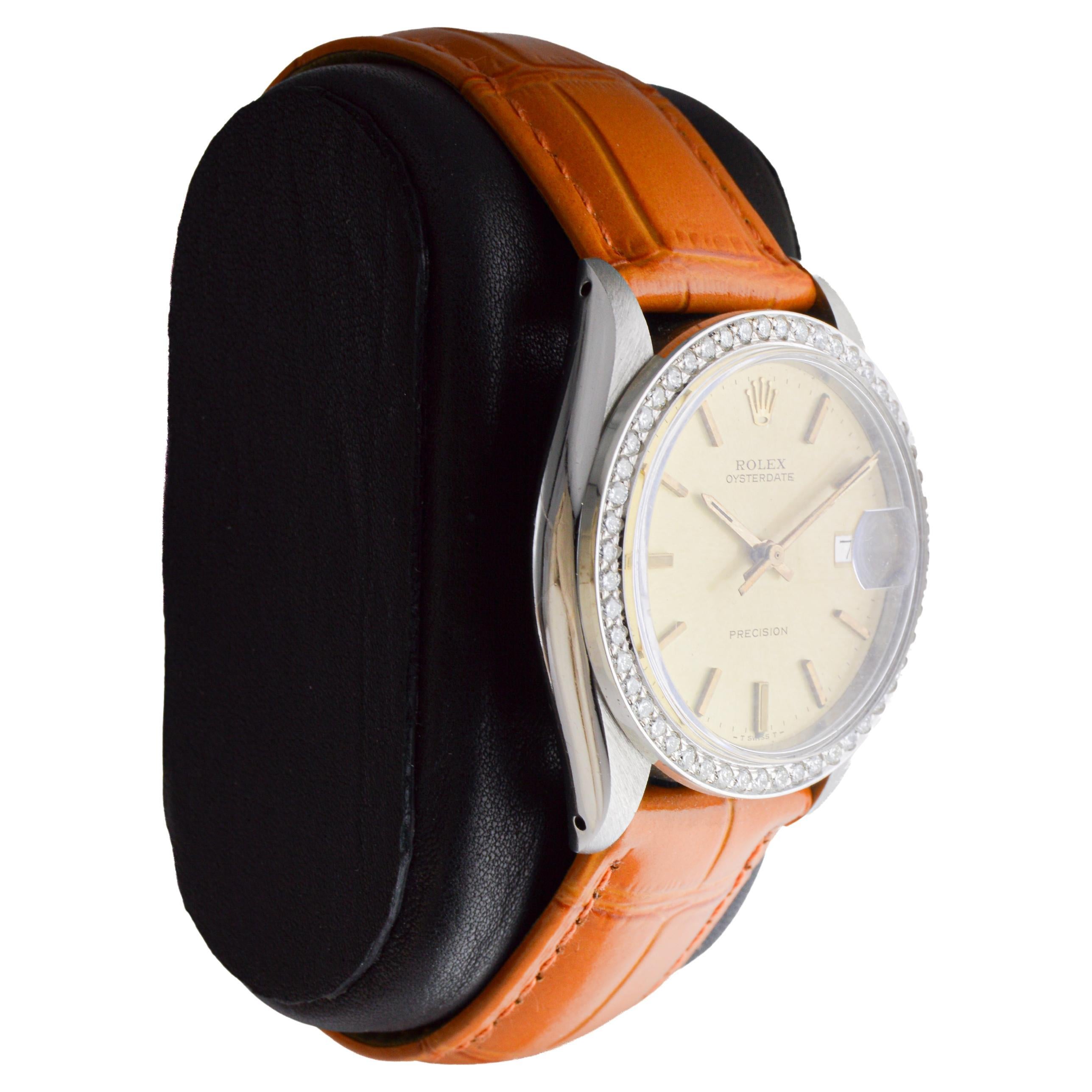 FABBRICA / CASA: Rolex Watch Company
STILE / RIFERIMENTO: Oysterdate / Riferimento 6694
METALLO / MATERIALE: Acciaio inossidabile
CIRCA / ANNO: 1970
DIMENSIONI: Lunghezza 41 mm 