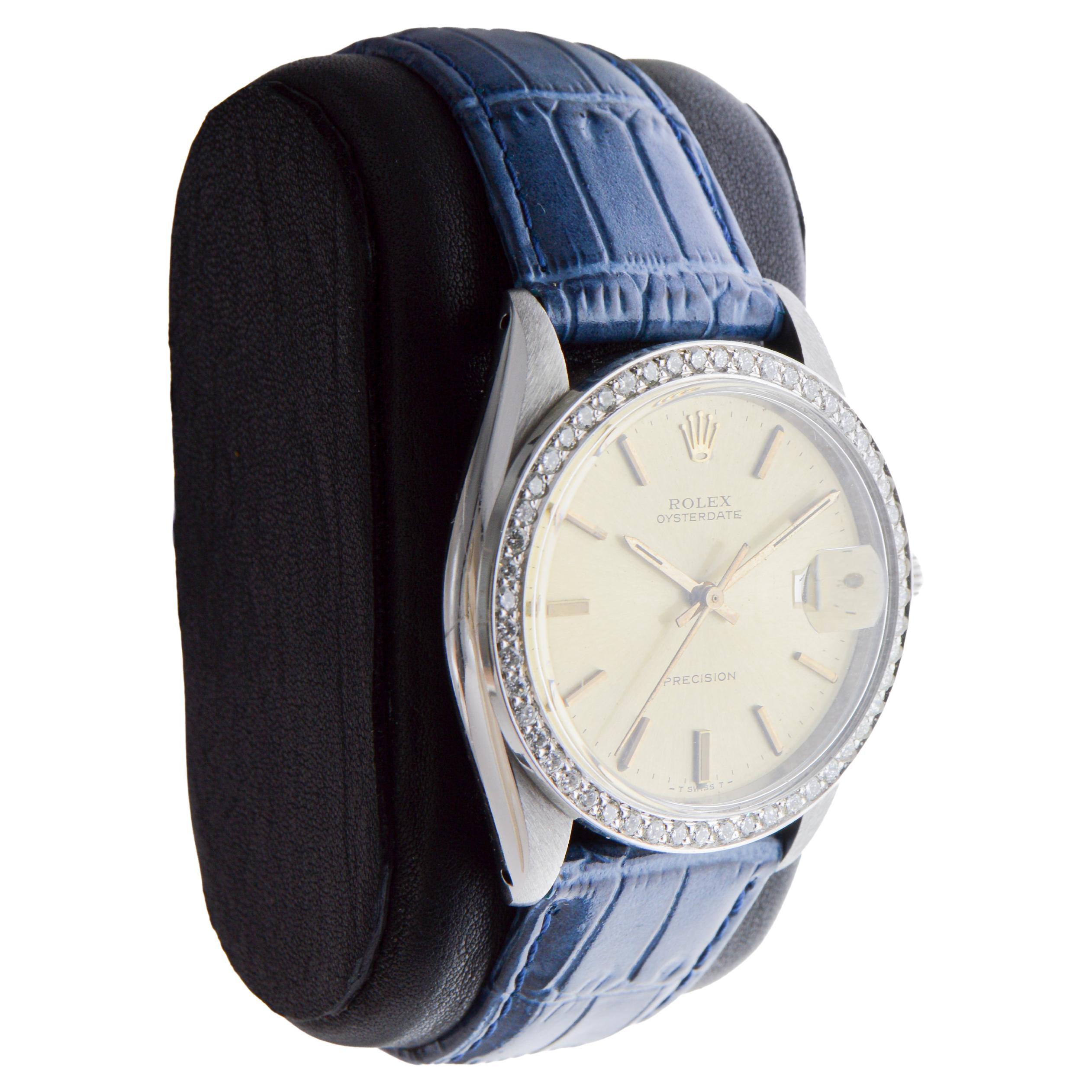 FABRIK / HAUS: Rolex Watch Company
STIL / REFERENZ: Austerndatum / Referenz 6694
METALL / MATERIAL: Rostfreier Stahl
CIRCA / JAHR: 1970er Jahre
ABMESSUNGEN / GRÖSSE: Länge 41mm 