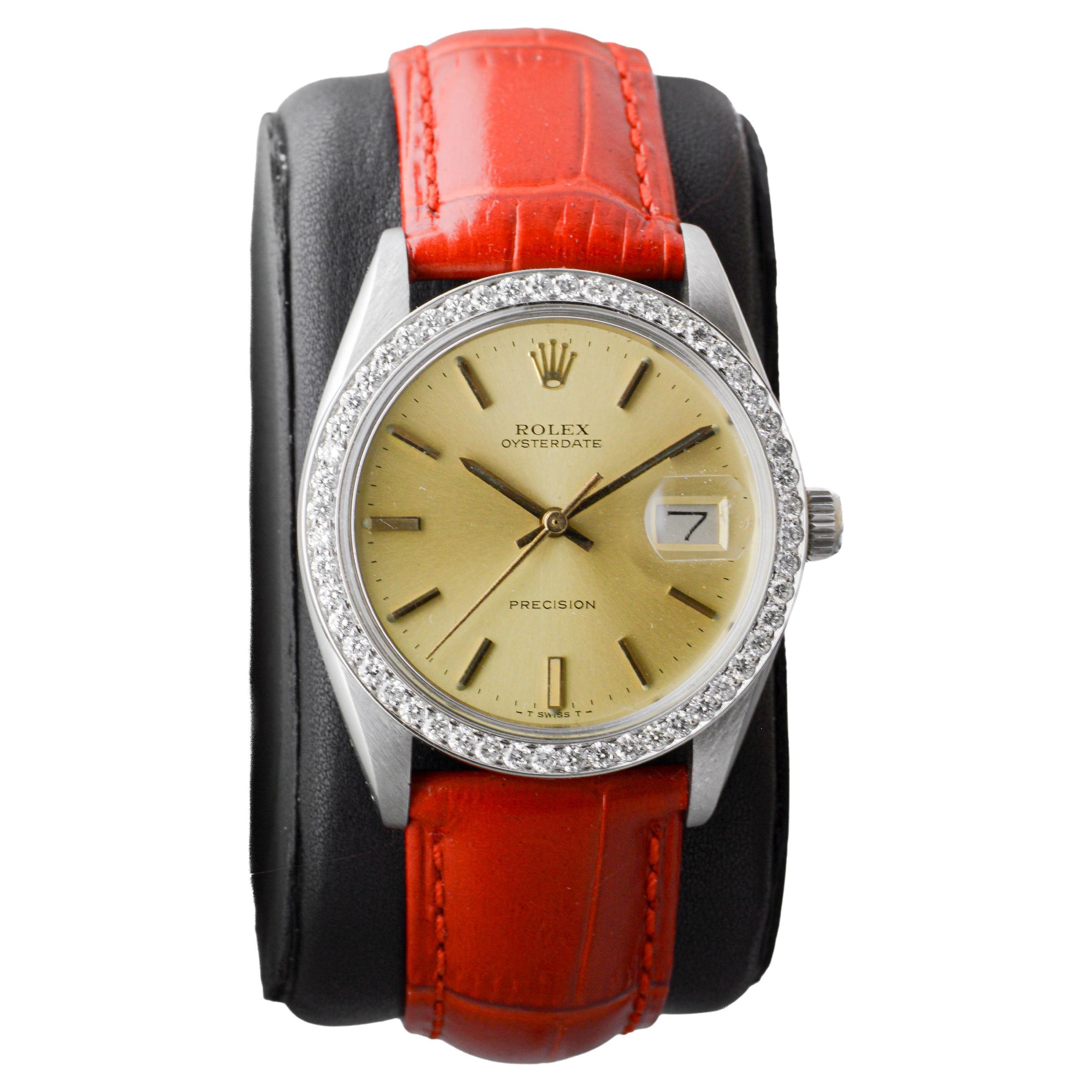 Rolex Oysterdate de acero con bisel de diamantes hecho a medida y esfera original Años 70 en Excelente estado para la venta en Long Beach, CA