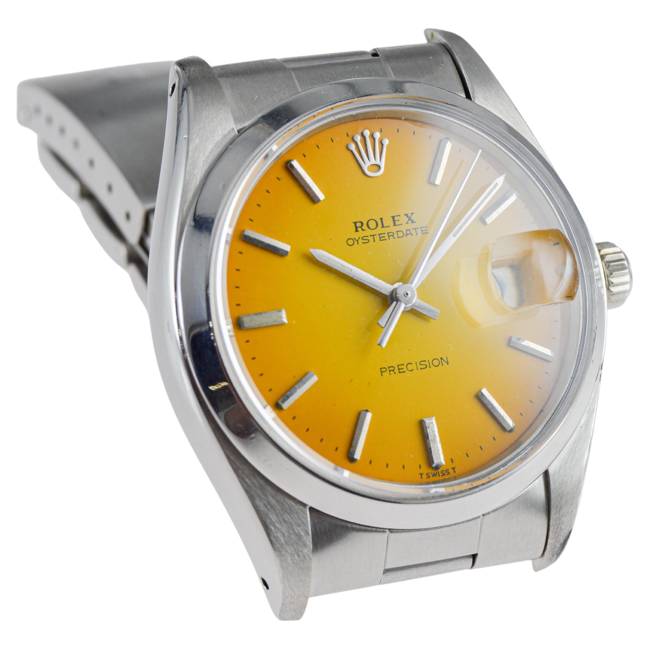 Rolex Oysterdate en acier avec cadran à vignettes jaune, vers 1970 en vente 5