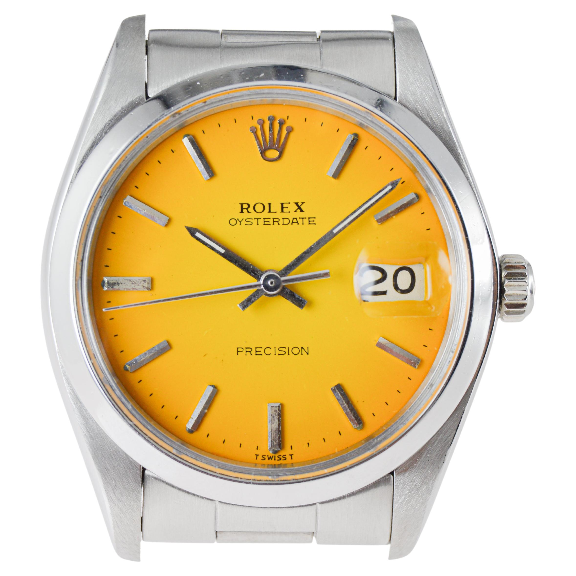 Rolex Oysterdate en acier avec cadran à vignettes jaune, vers 1970 en vente 6