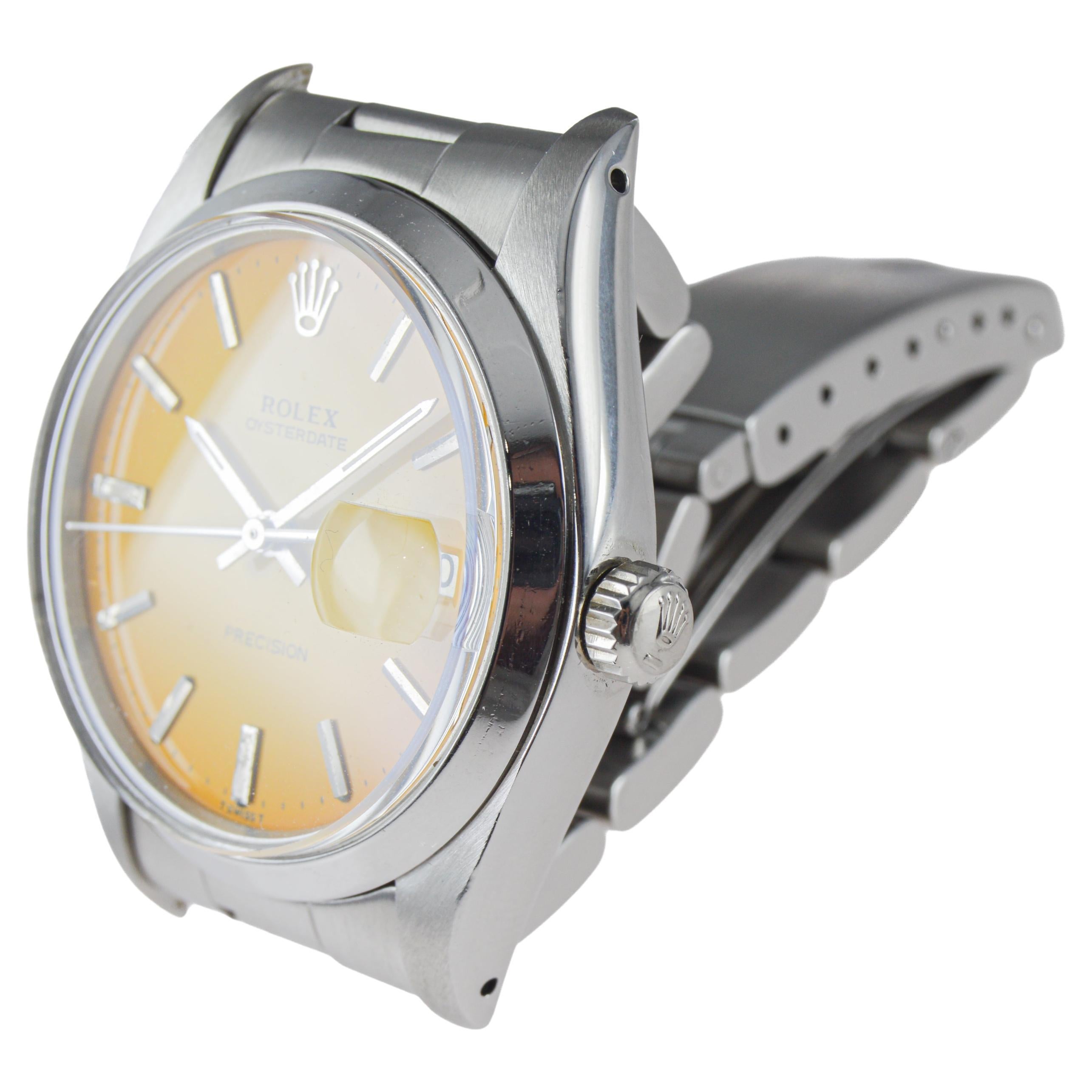 Rolex Oysterdate en acier avec cadran à vignettes jaune, vers 1970 en vente 8