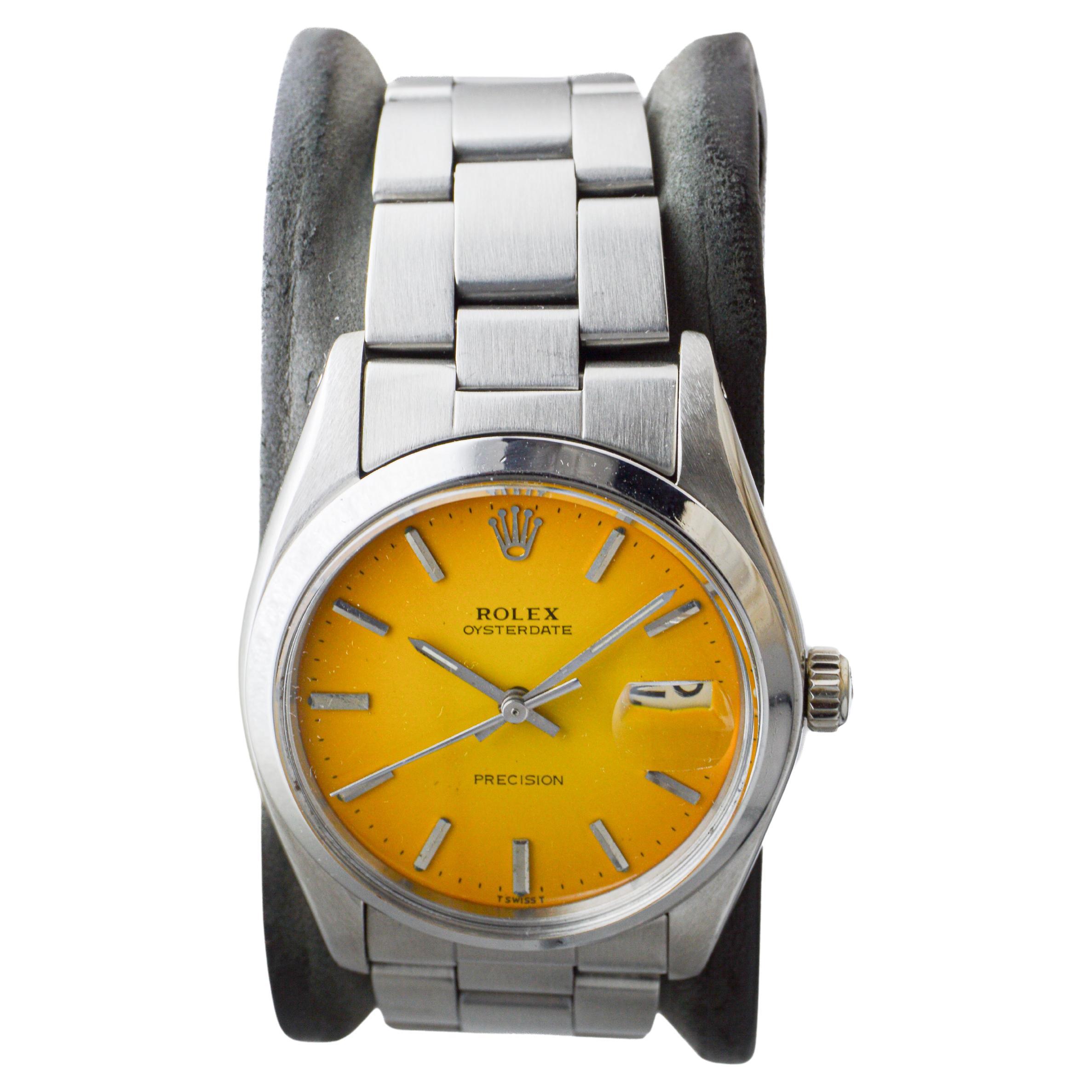 Rolex Oysterdate en acier avec cadran à vignettes jaune, vers 1970 en vente 1
