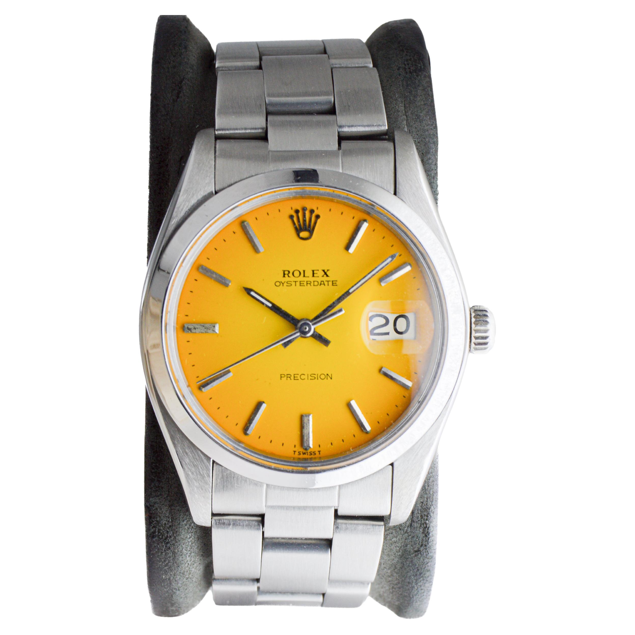 Rolex Oysterdate en acier avec cadran à vignettes jaune, vers 1970 en vente