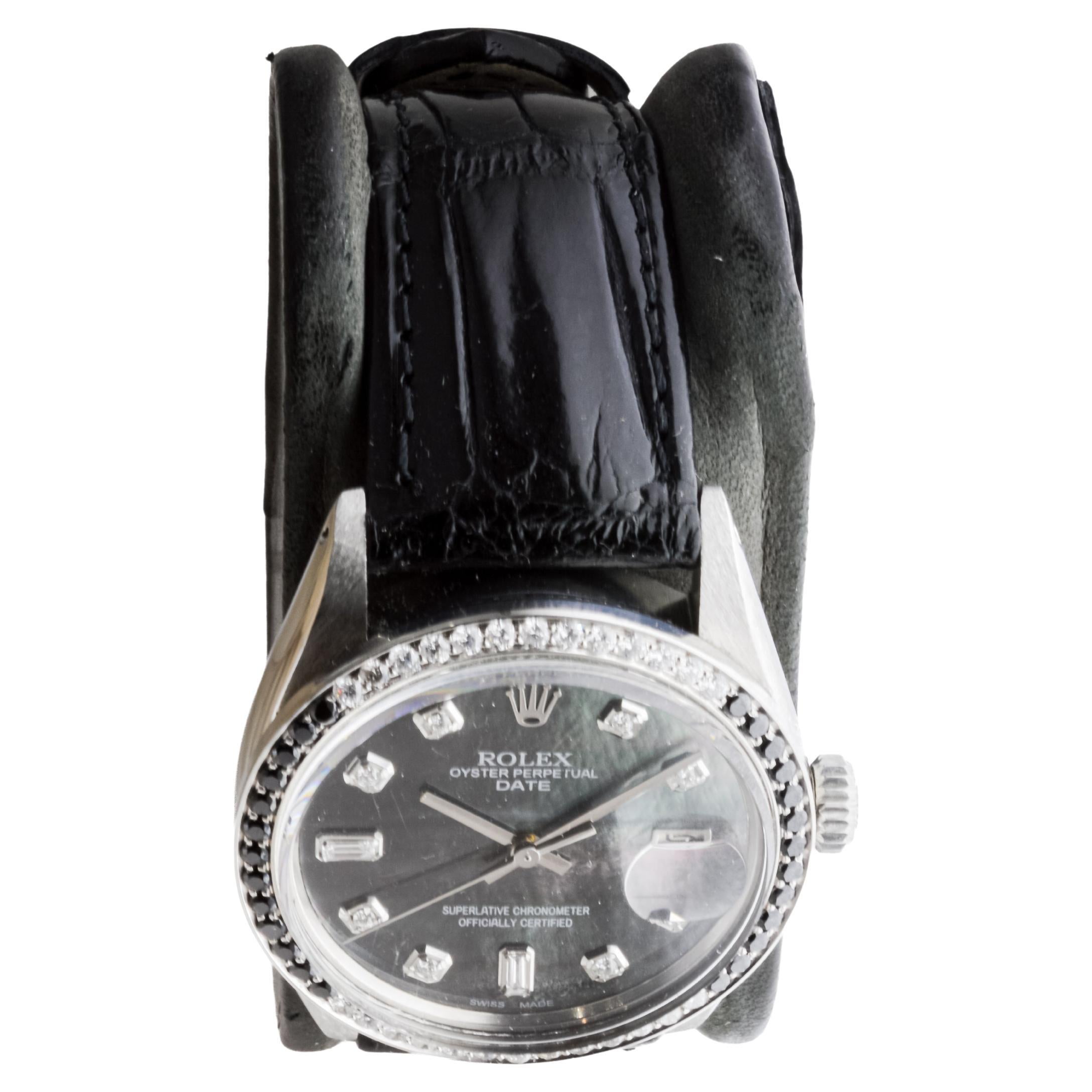 Rolex Steel Perpetual Date avec cadran personnalisé en nacre et lunette personnalisée Excellent état - En vente à Long Beach, CA