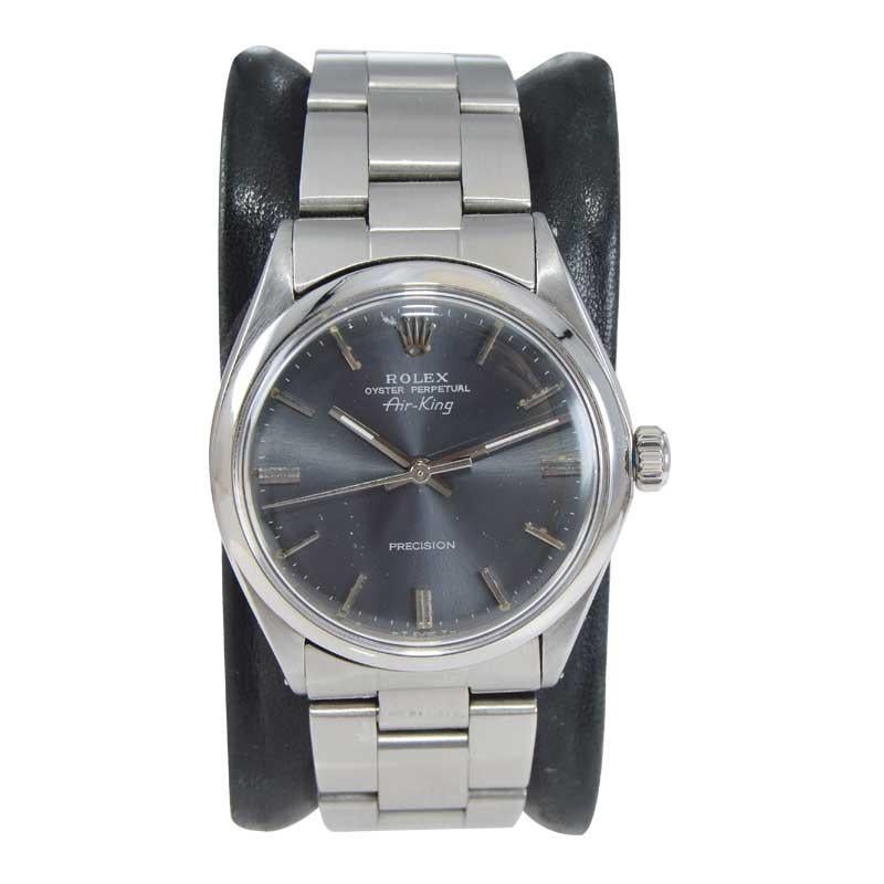 FACTORY / HOUSE: Rolex Watch Company
STYLE / REFERENCE: Air King / Reference 5500
METAL / MATERIAL: Stainless Steel 
CIRCA / YEAR: Early 1970's
DIMENSIONS / SIZE: Length 39mm X Diameter 35mm
MOVEMENT / CALIBER: Perpetual Winding / 26 Jewels /