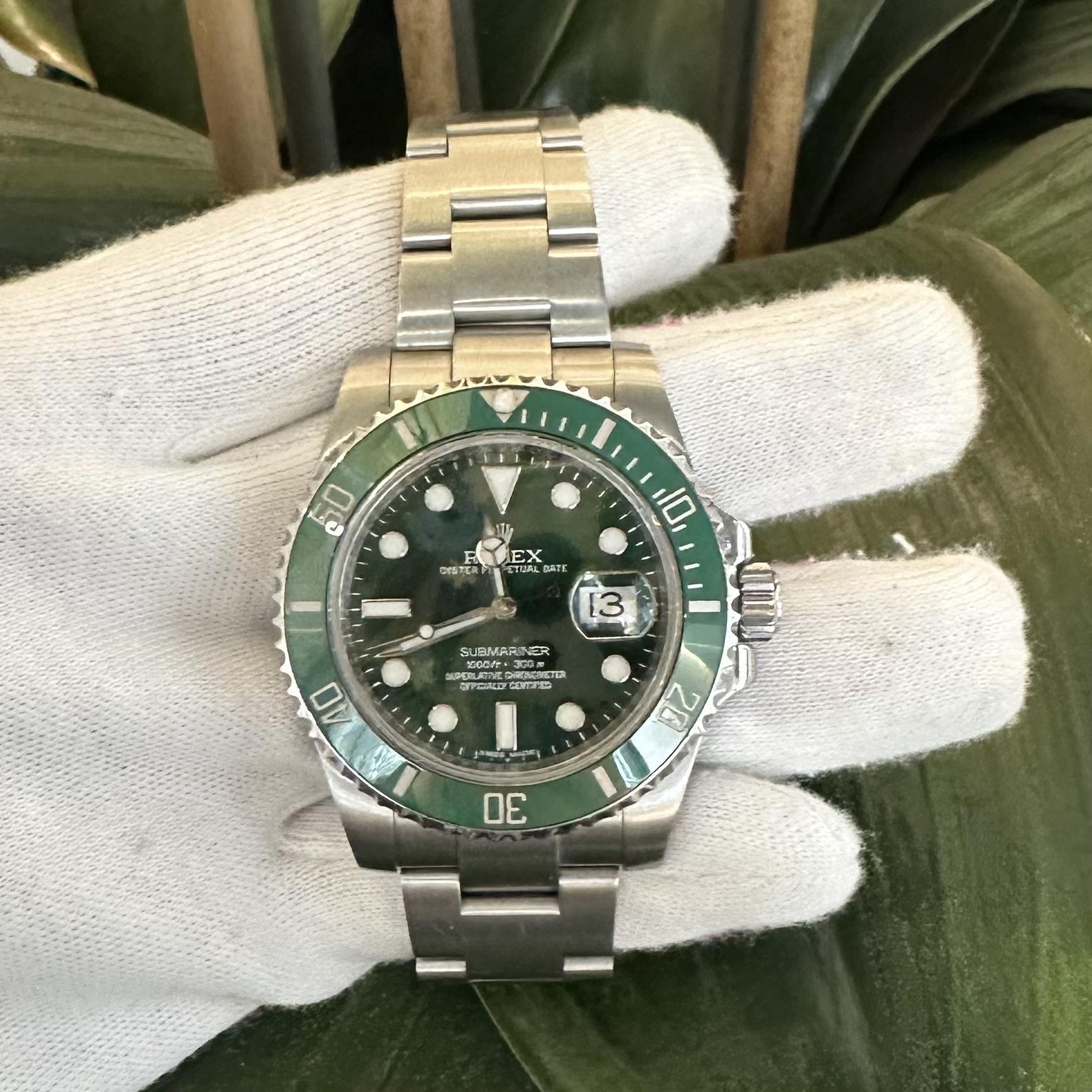 Brand: Rolex
Model: Submariner
Model Number: 126610LV
Movement: Mechanical Automatic
Case Size: 40 mm
Case Material: Stainless Steel
Bracelet: Oystersteel
Dial: Green
Bezel: Green, Ceramic
Link: -3 links
Year: Unknown
IncludesBrilliance Jewels 24
