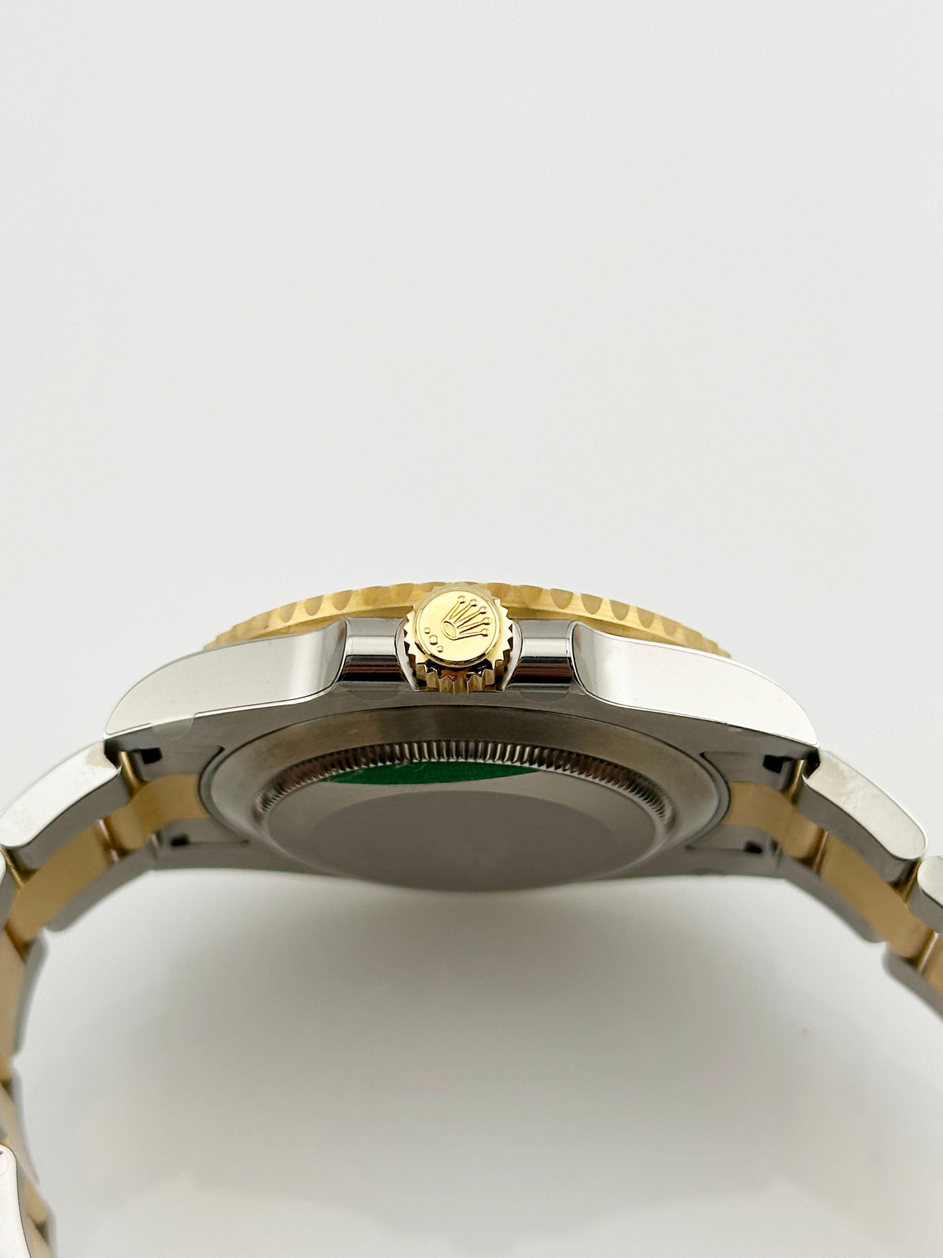 Rolex Submariner 116613LB 40mm Blu 18K Oro Acciaio Scatola Documenti COMPLETA STICKERS in vendita 3