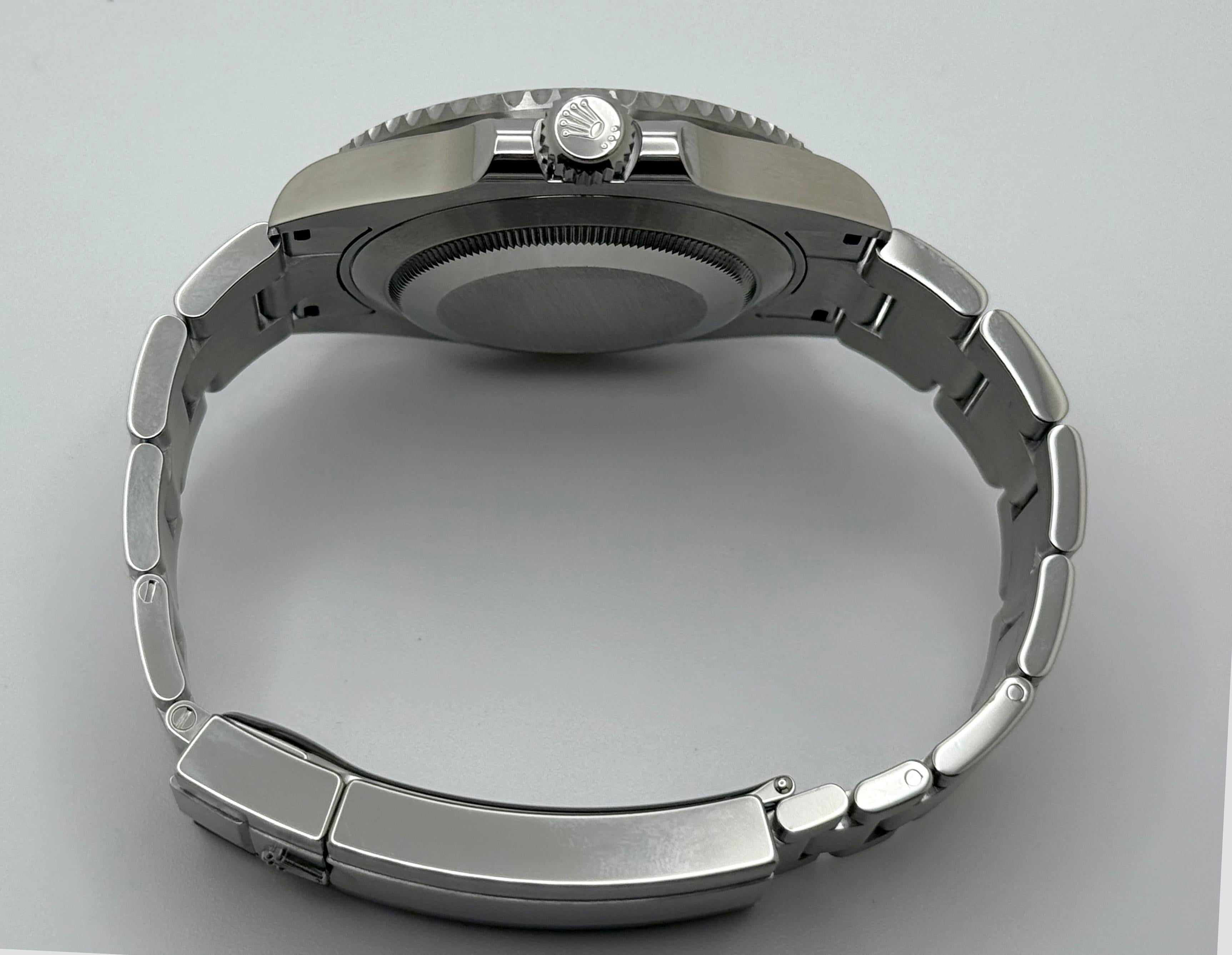 Rolex Submariner 124060 41mm Cerámica Negra Acero Inoxidable Caja Papeles 2022 en venta 7