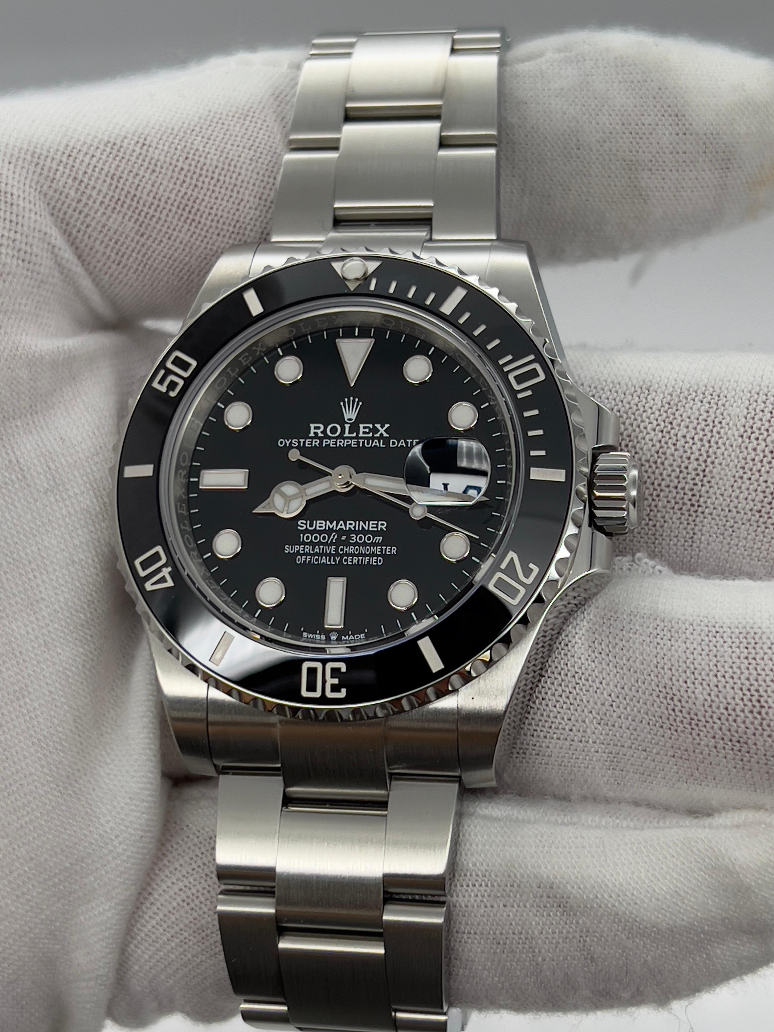 Modellnummer: 126610LN
Seriennummer: 192MK***
Jahr: 2023
Modell: Rolex Submariner
MATERIAL des Gehäuses: Rostfreier Stahl
Band: Rostfreier Stahl
Lünette: Schwarze Keramik
Zifferblatt: Schwarz
Gesicht: Saphirglas
Gehäusegröße: 41mm
Enthält: 
-Rolex