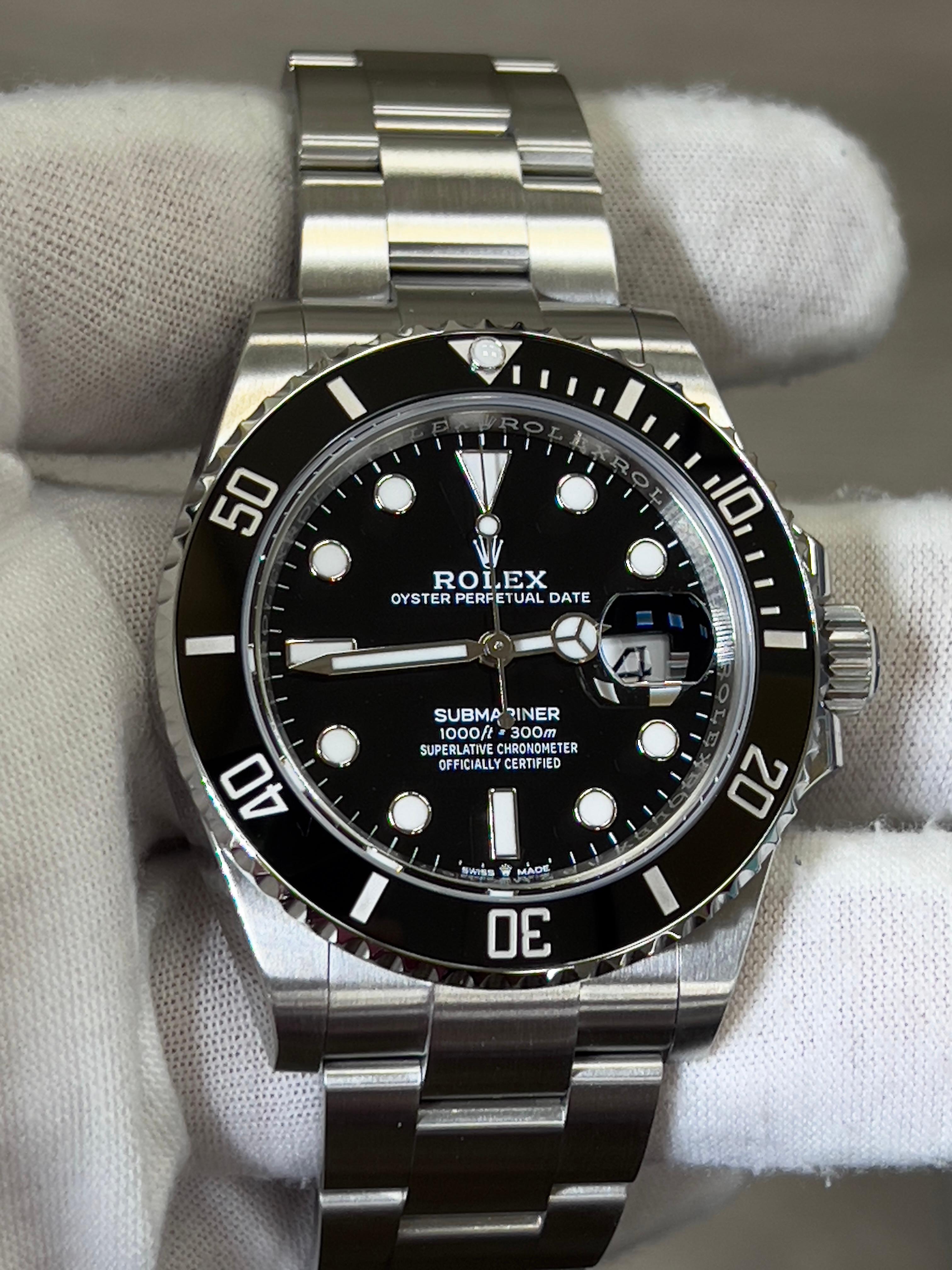 Rolex Submariner 126610LN 41mm Schwarz Keramik Edelstahl Box Papier 2023 4