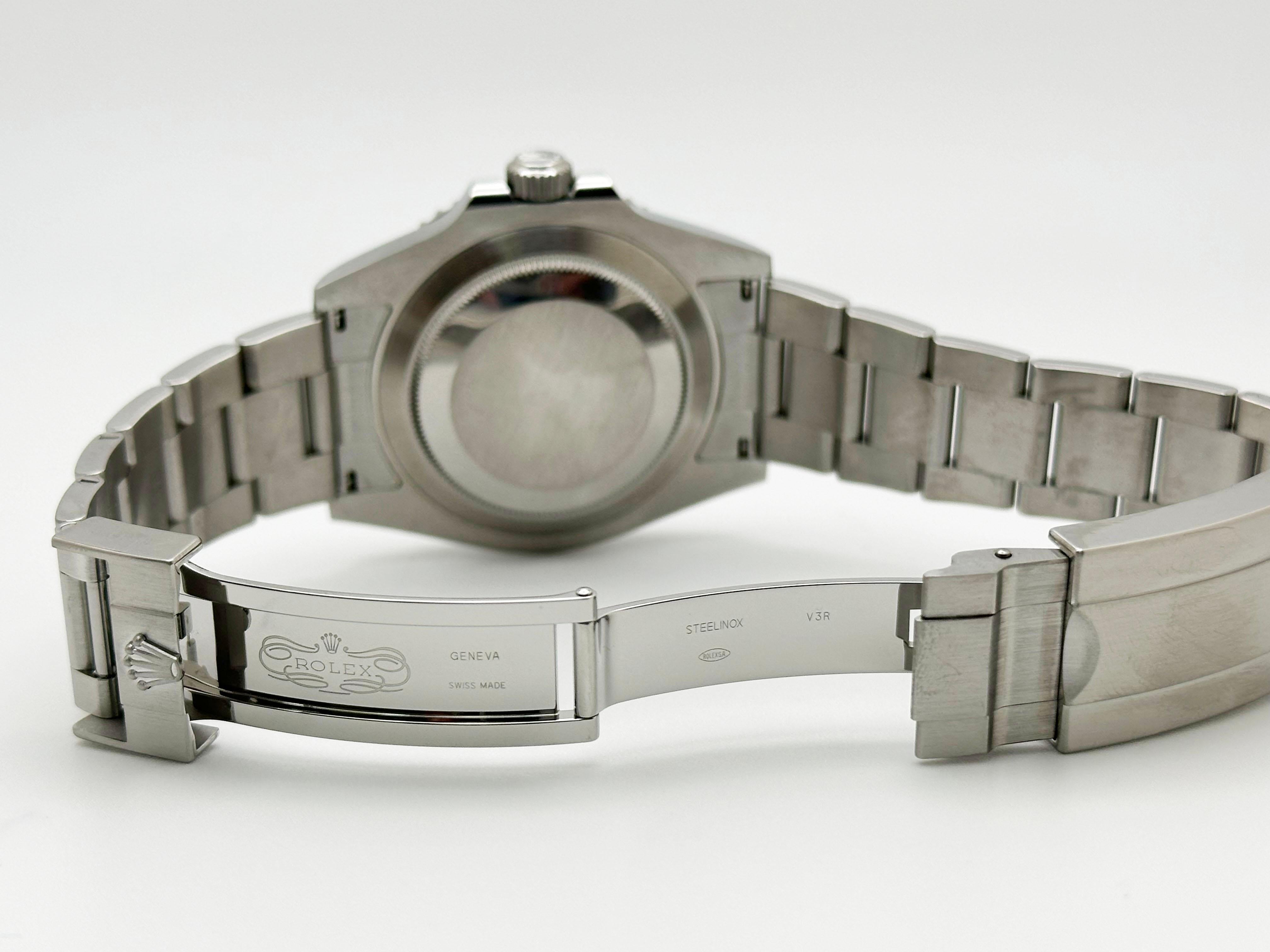 Rolex Submariner 126610LN Cerámica Negra Acero Inoxidable Caja Papel 41mm en venta 3