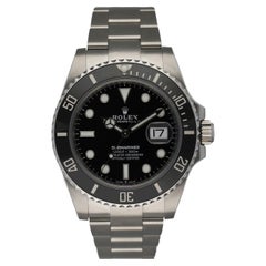 Rolex Submariner 126610LN Men's watch Box & Warranty Card