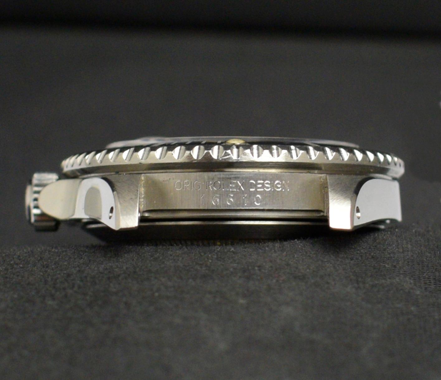 Montre automatique Rolex Submariner 16610 Creamy Date avec papier en acier, 1990 en vente 3