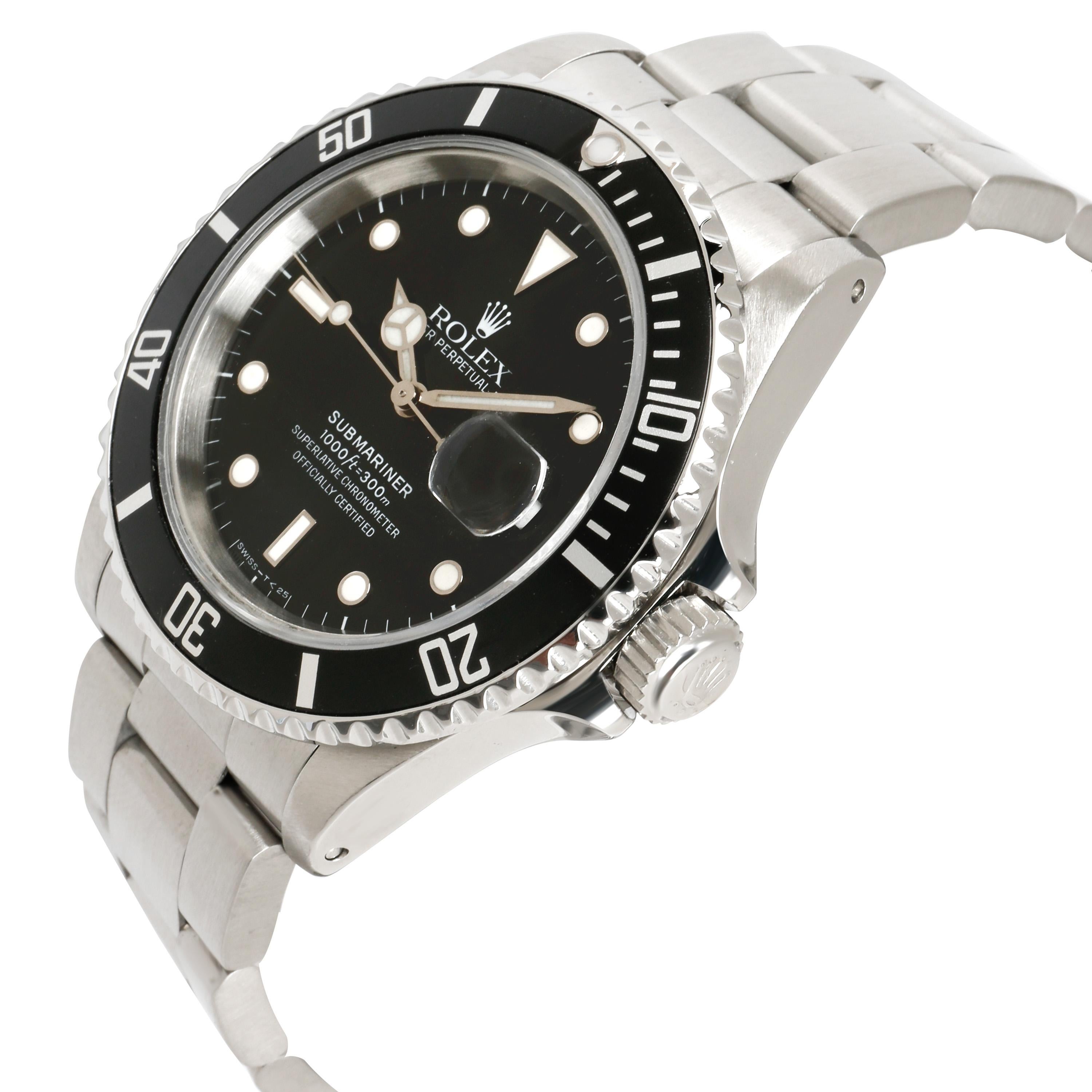 Rolex Submariner 16610 Men's Watch in Stainless Steel In Excellent Condition In New York, NY