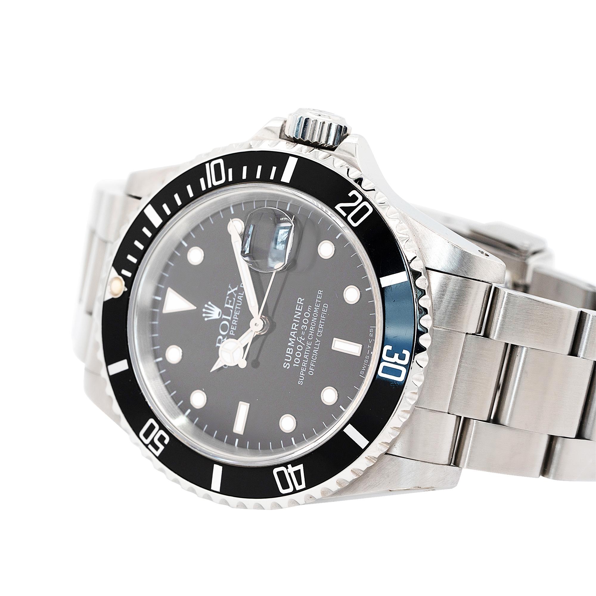 Women's or Men's Rolex Submariner 16610 Stainless Steel Automatic Men's Watch For Sale