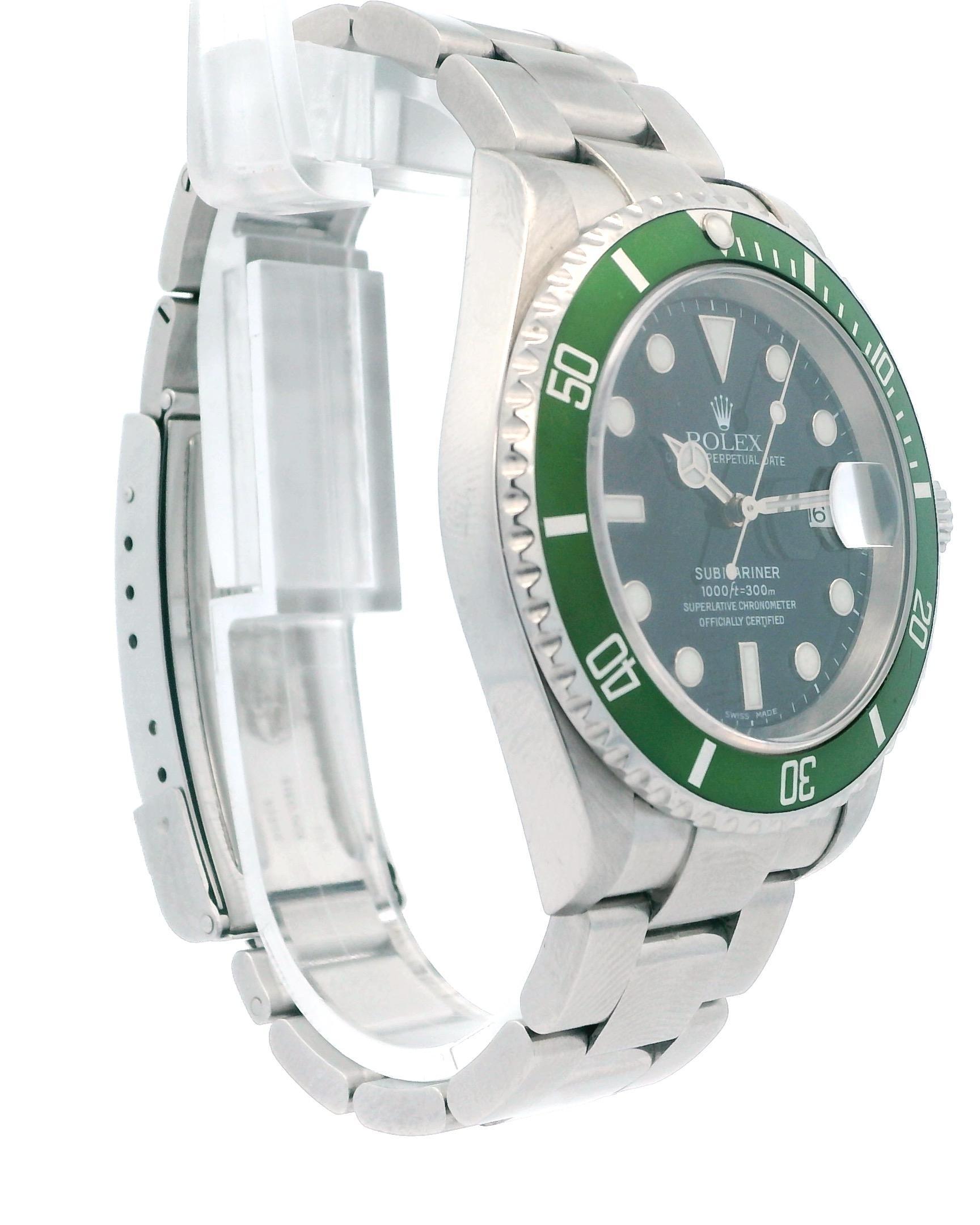 Rolex Submariner 16610LV Kermit Bezel Flat 4 Mens Watch Box Papers In Good Condition For Sale In Great Neck Plaza, NY