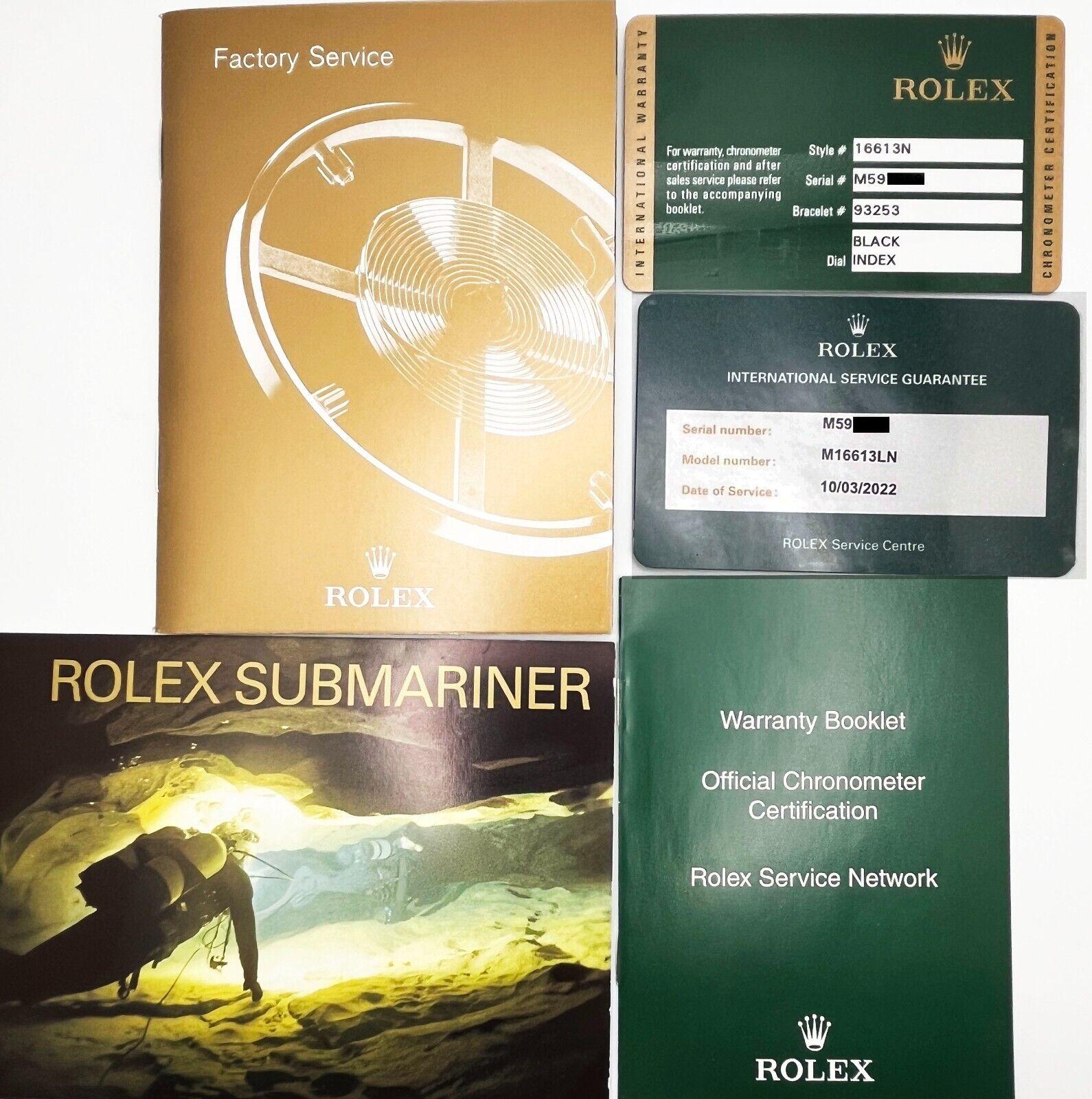 Rolex Submariner 16613 Schwarzes Zifferblatt 18K Gelbgold Stahl 2011 Rehaut Box Papier im Zustand „Hervorragend“ in San Diego, CA