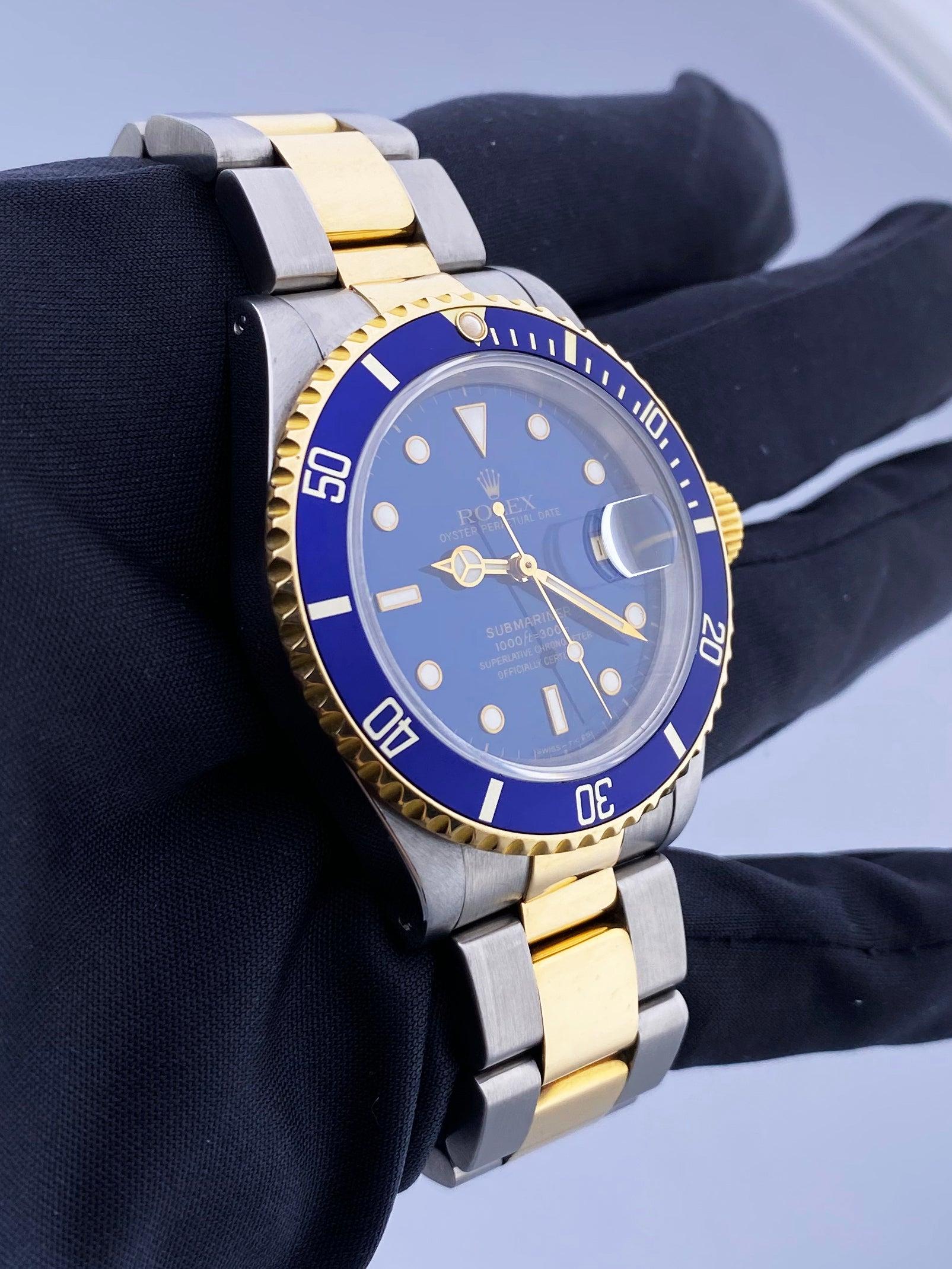 Rolex Submariner 16613 Men's Watch with Box & Papers In Excellent Condition In Great Neck, NY