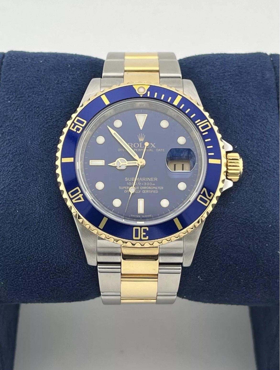 Women's or Men's Rolex Submariner 16613 REHAUT Two-Tone 18K Steel Date 40mm BLUE NO-HOLES Watch For Sale